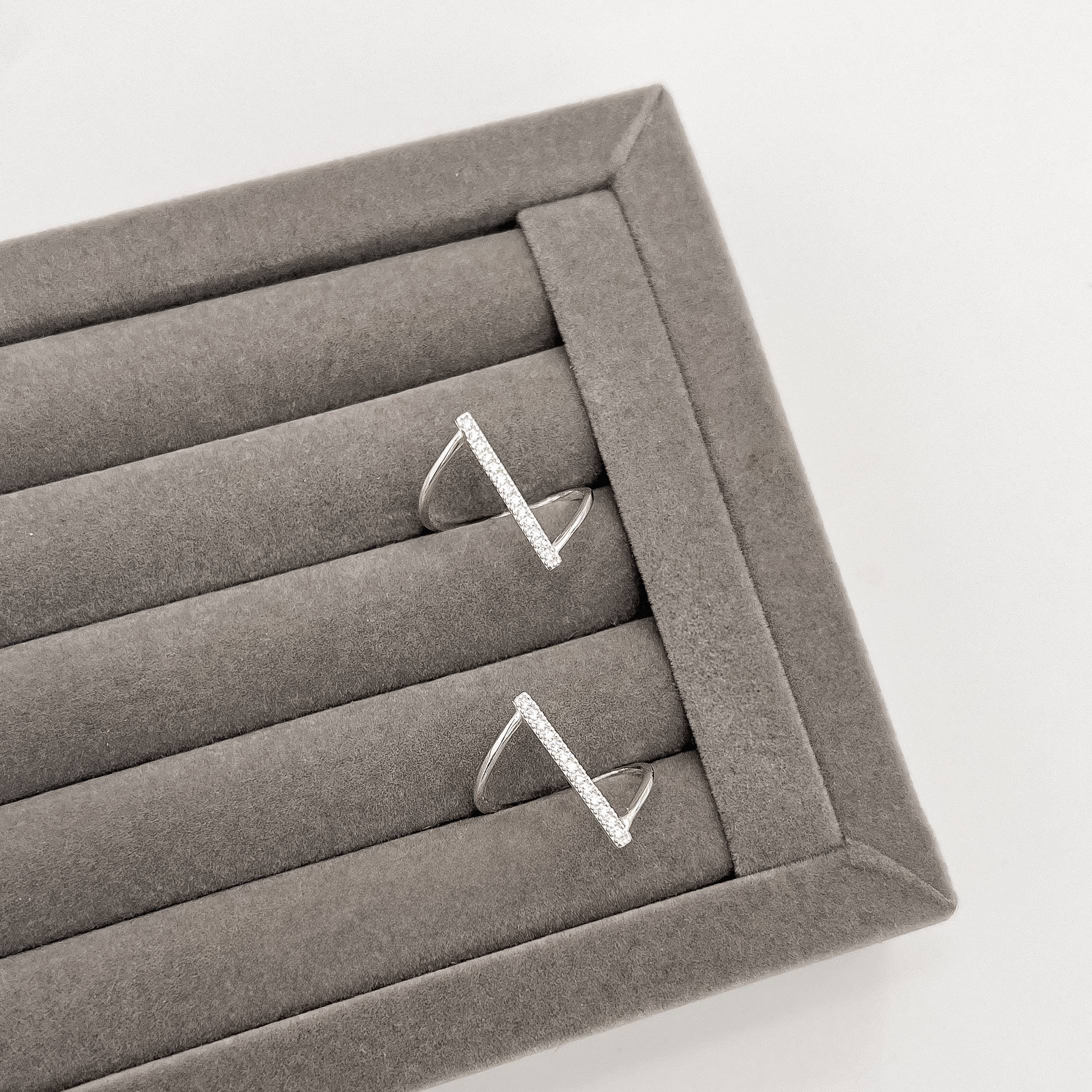 Anel largo palito cravejado