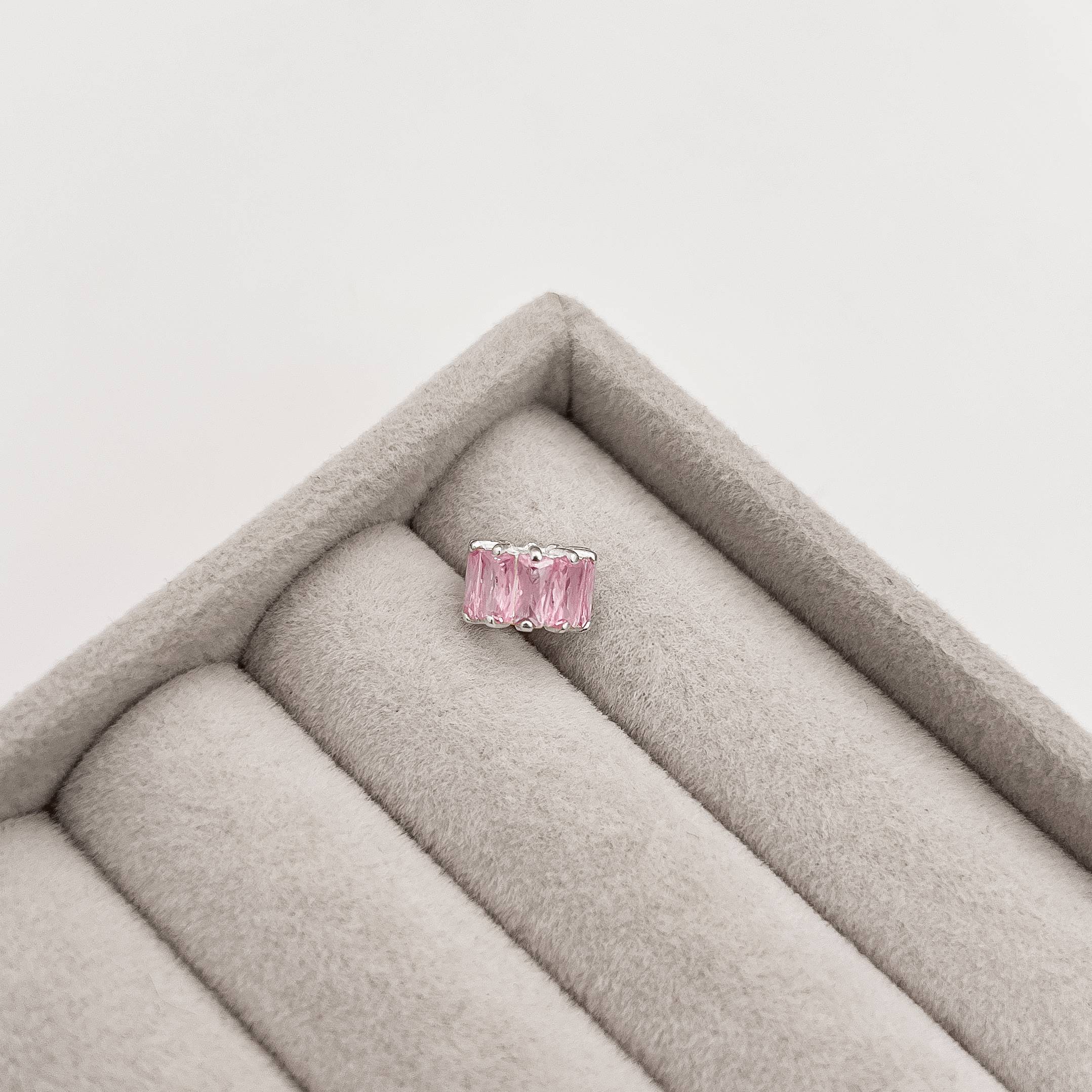 Berloque separador zircônias retangulares rosa 9mm