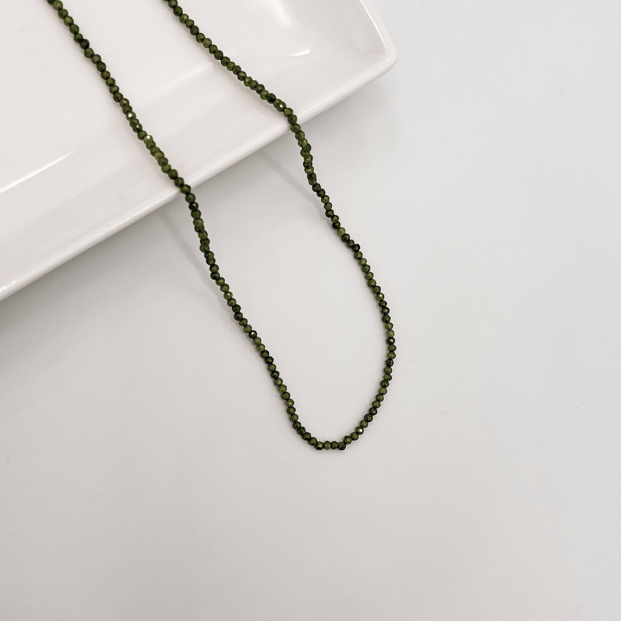 Imagem Choker zircônia redonda facetada verde 2mm