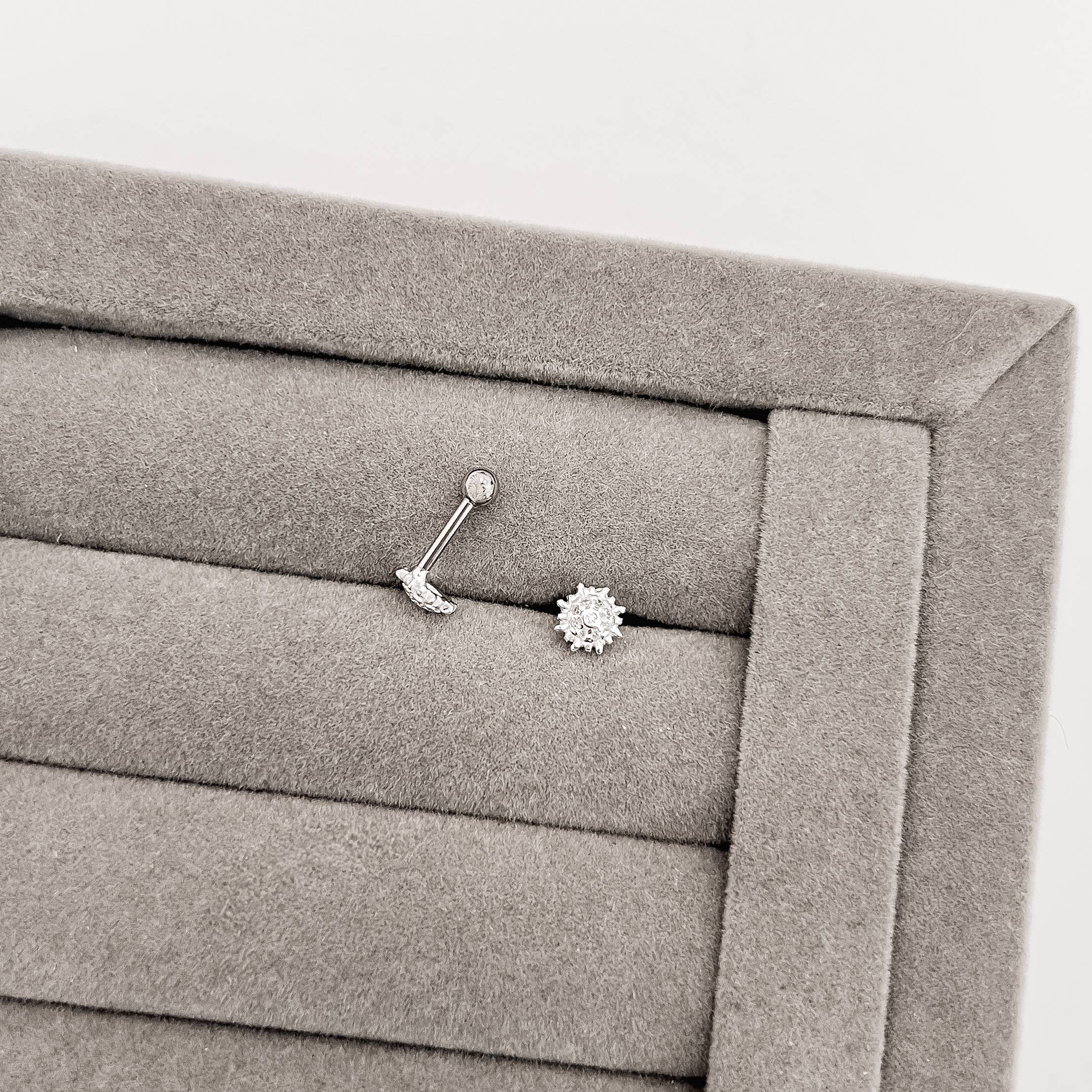 Piercing haste sol com zircônias 6mm