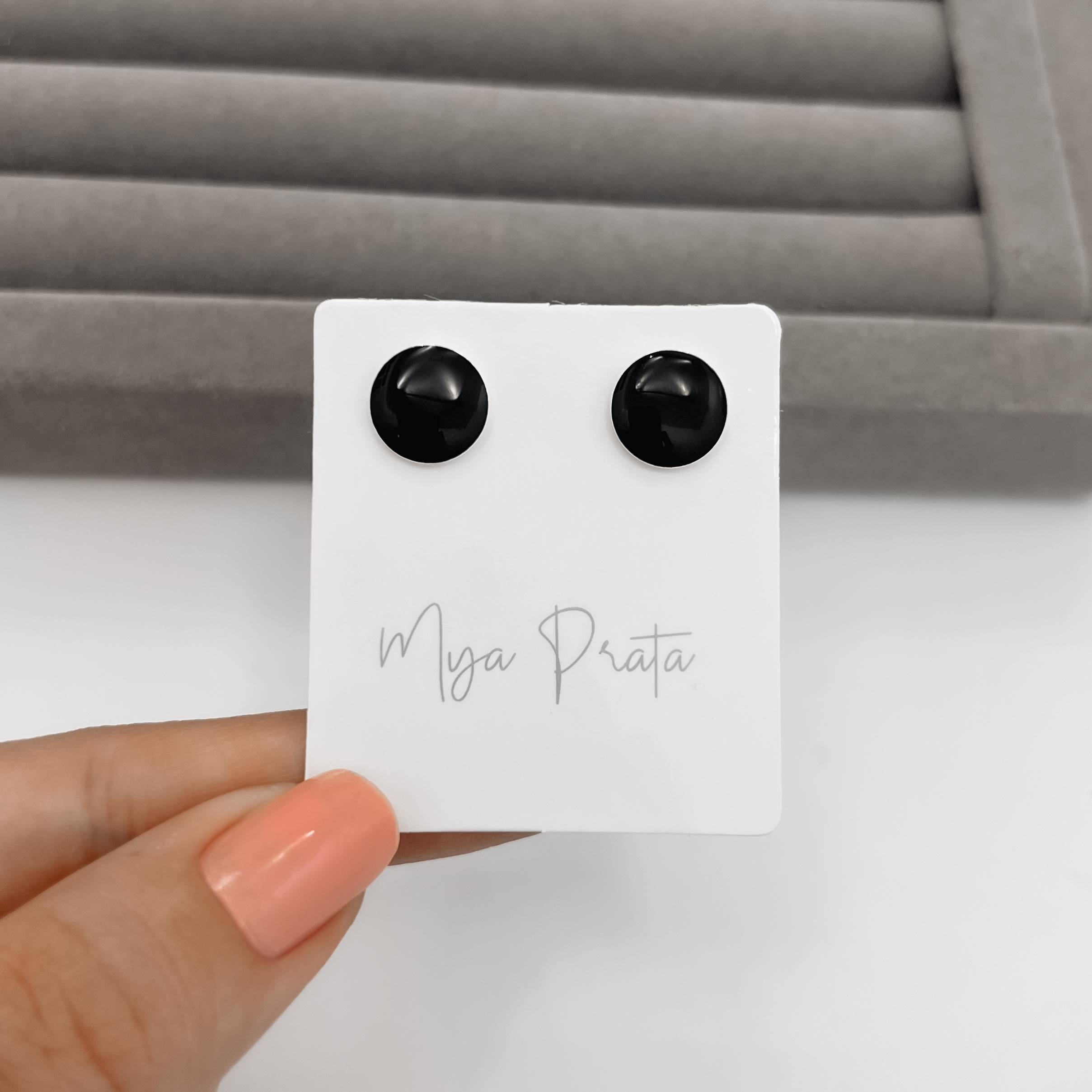 Imagem Secundária Brinco círculo ônix 10mm resina