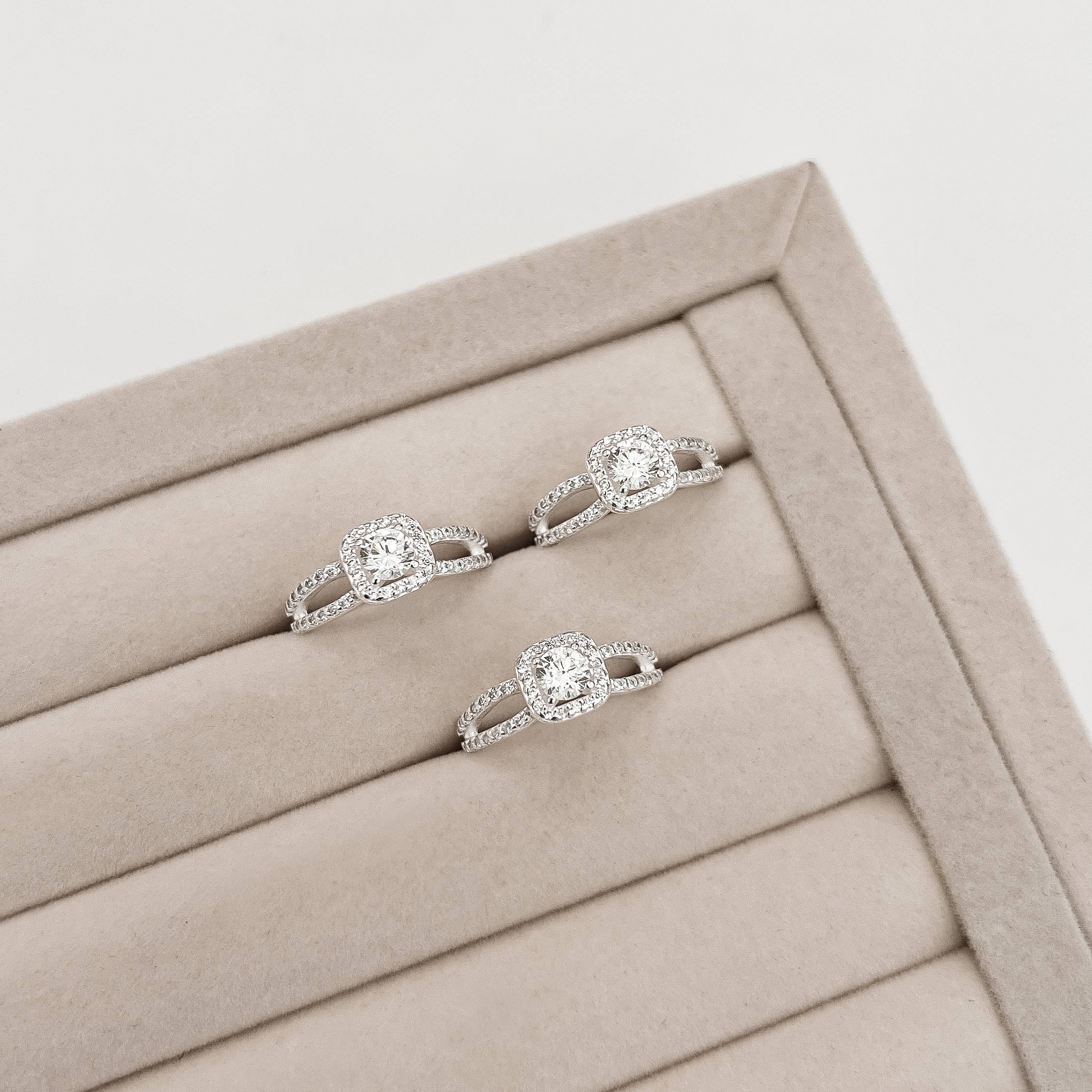 Anel zircônia redonda com fio duplo cravejado