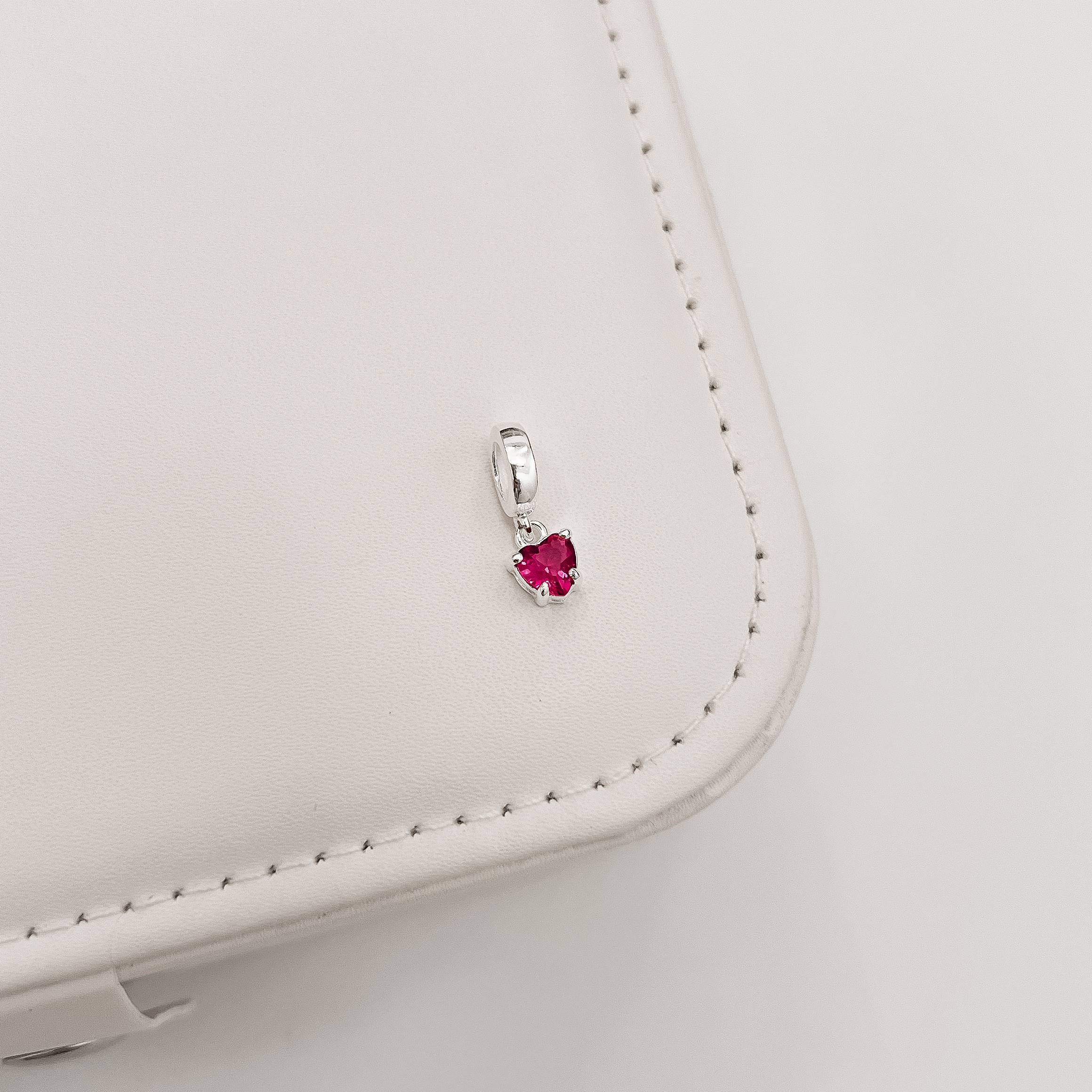 Berloque pingente zircônia coração cereja 5mm