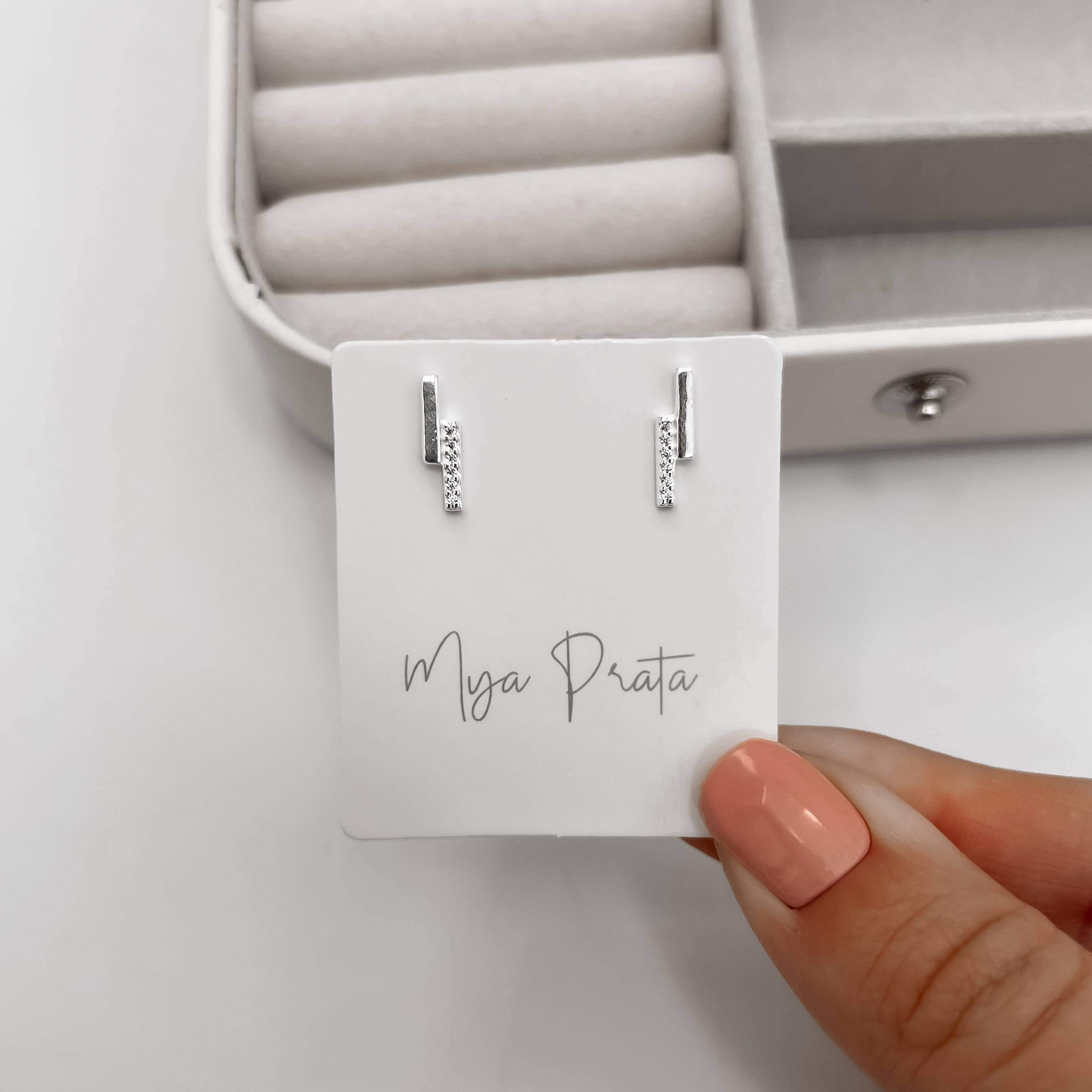 Imagem Secundária Brinco 2 palitos liso e cravejado 12mm