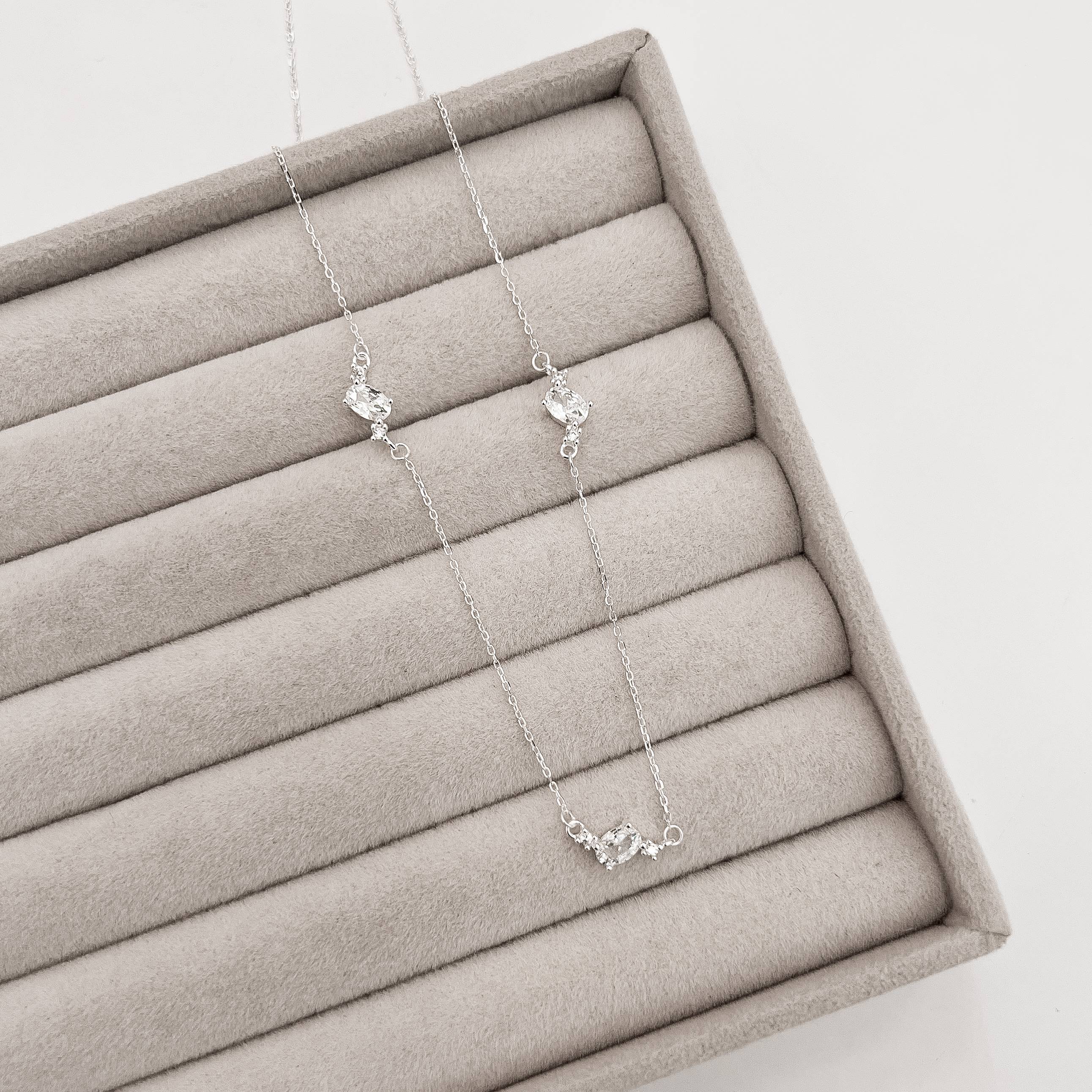 Colar entremeios zircônia oval e redonda 11mm 40+5cm