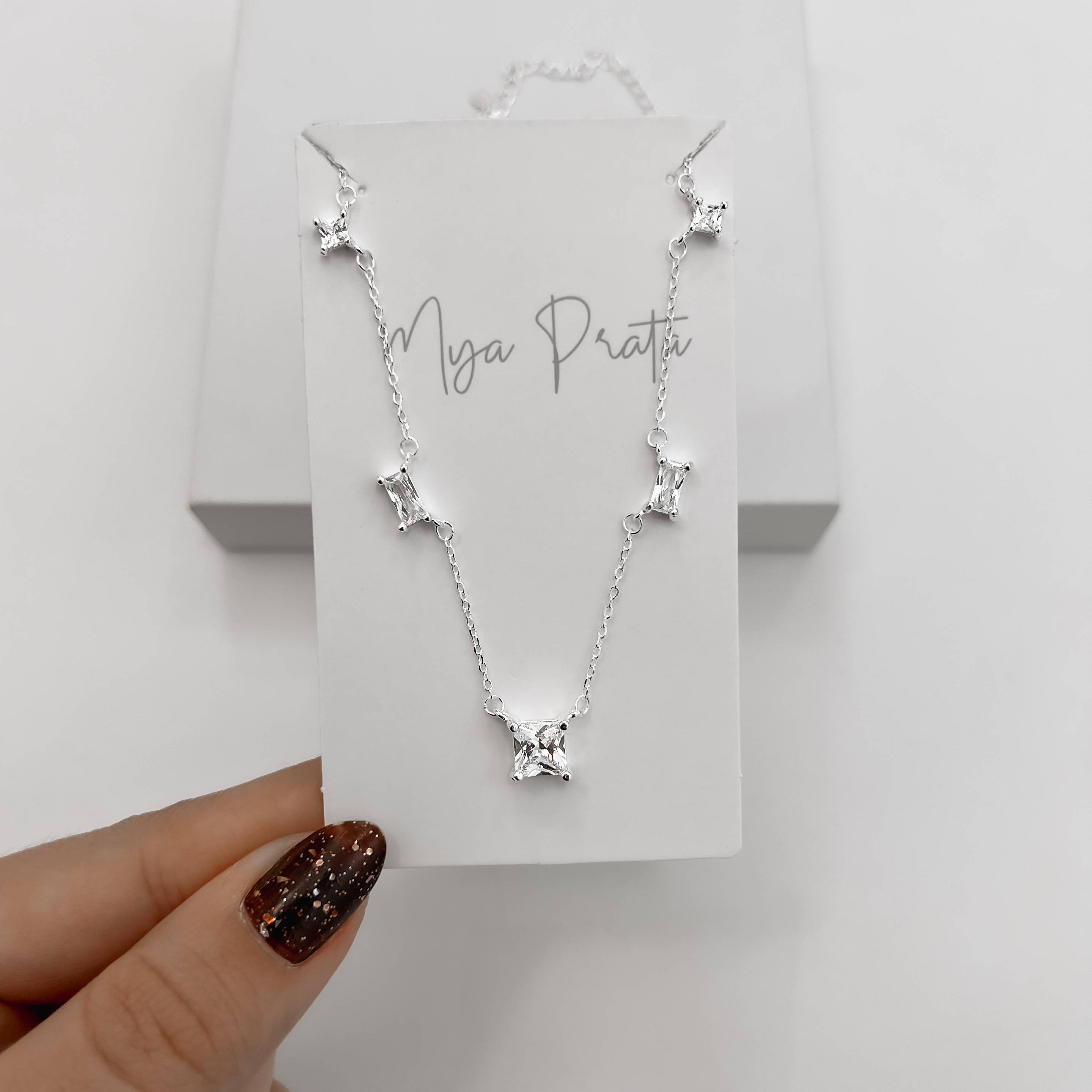 Imagem Secundária Colar entremeios zircônias quadrada e retangular 40+5cm