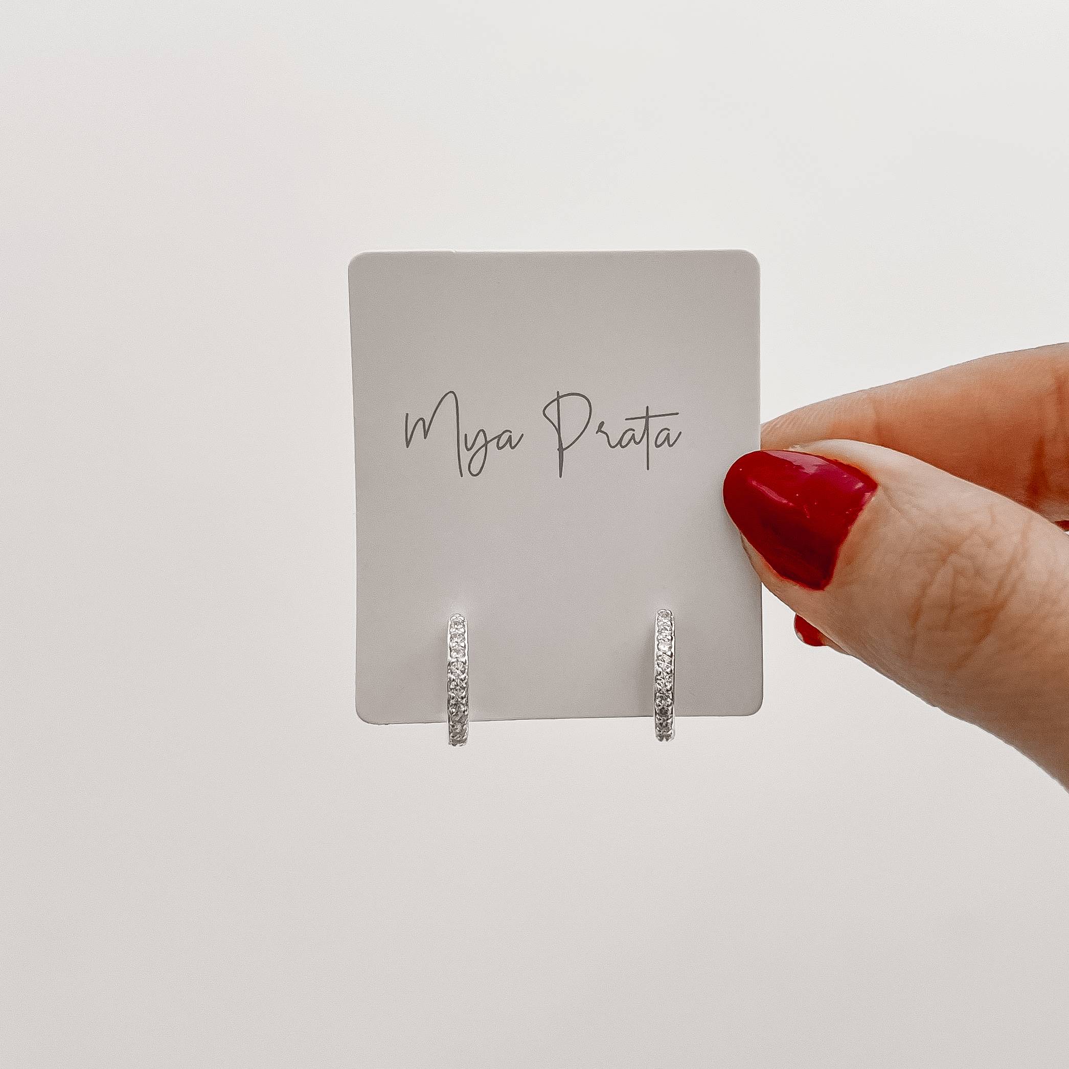 Imagem Argola click cravejada 13mm cristal