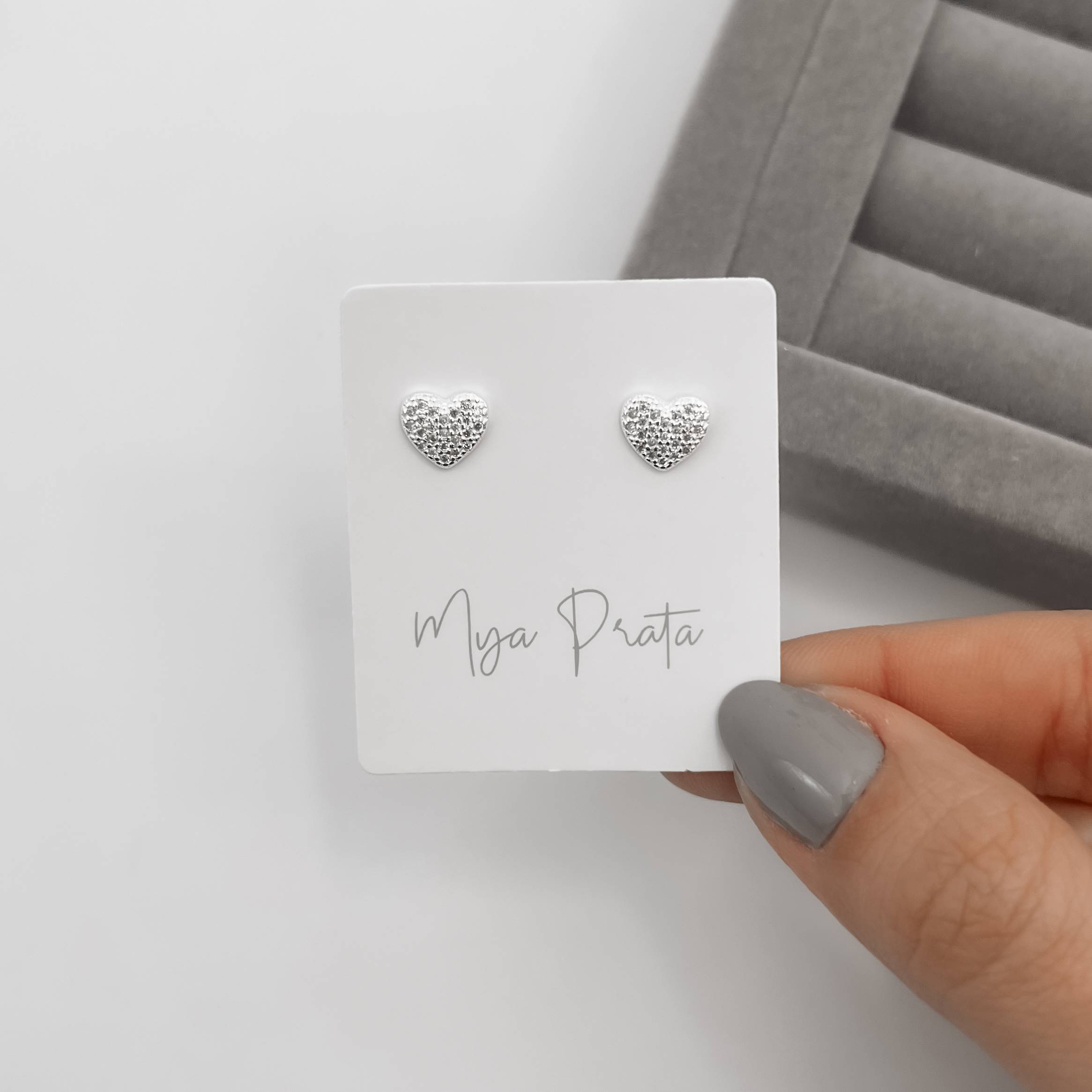 Imagem Secundária Brinco coração cravejado 8mm cristal