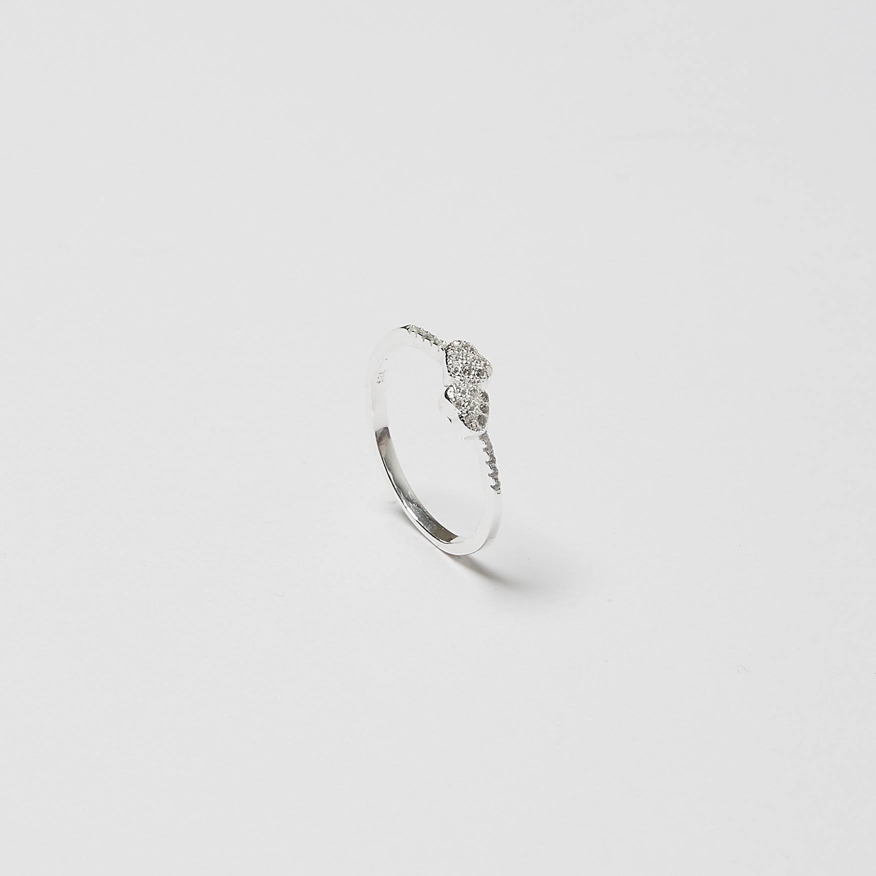 Anel 2 corações cravejados