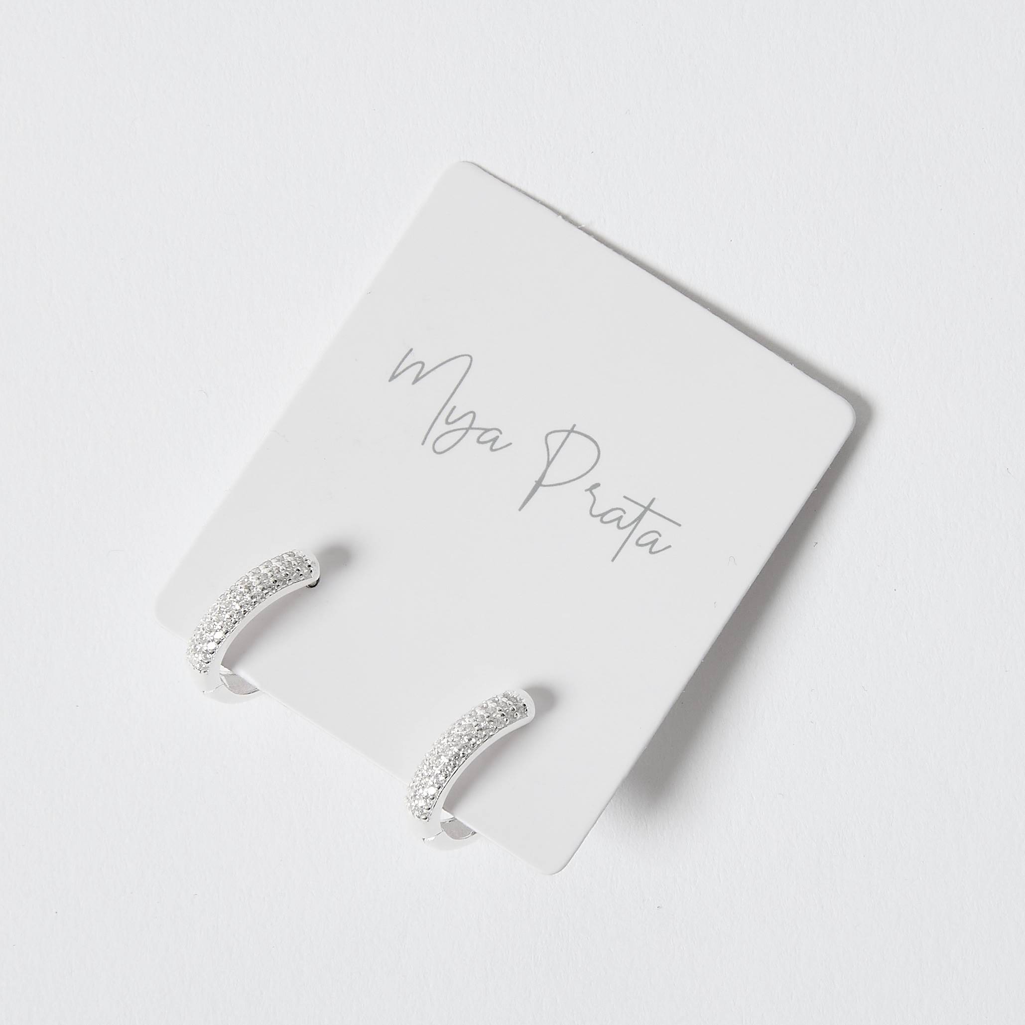 Argola click 13mm triplo cravejado cristal