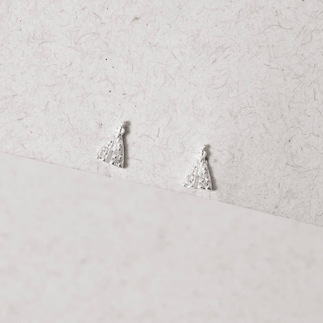 Brinco infantil Nsa. Sra. Aparecida cravejada 7mm tarraxa baby