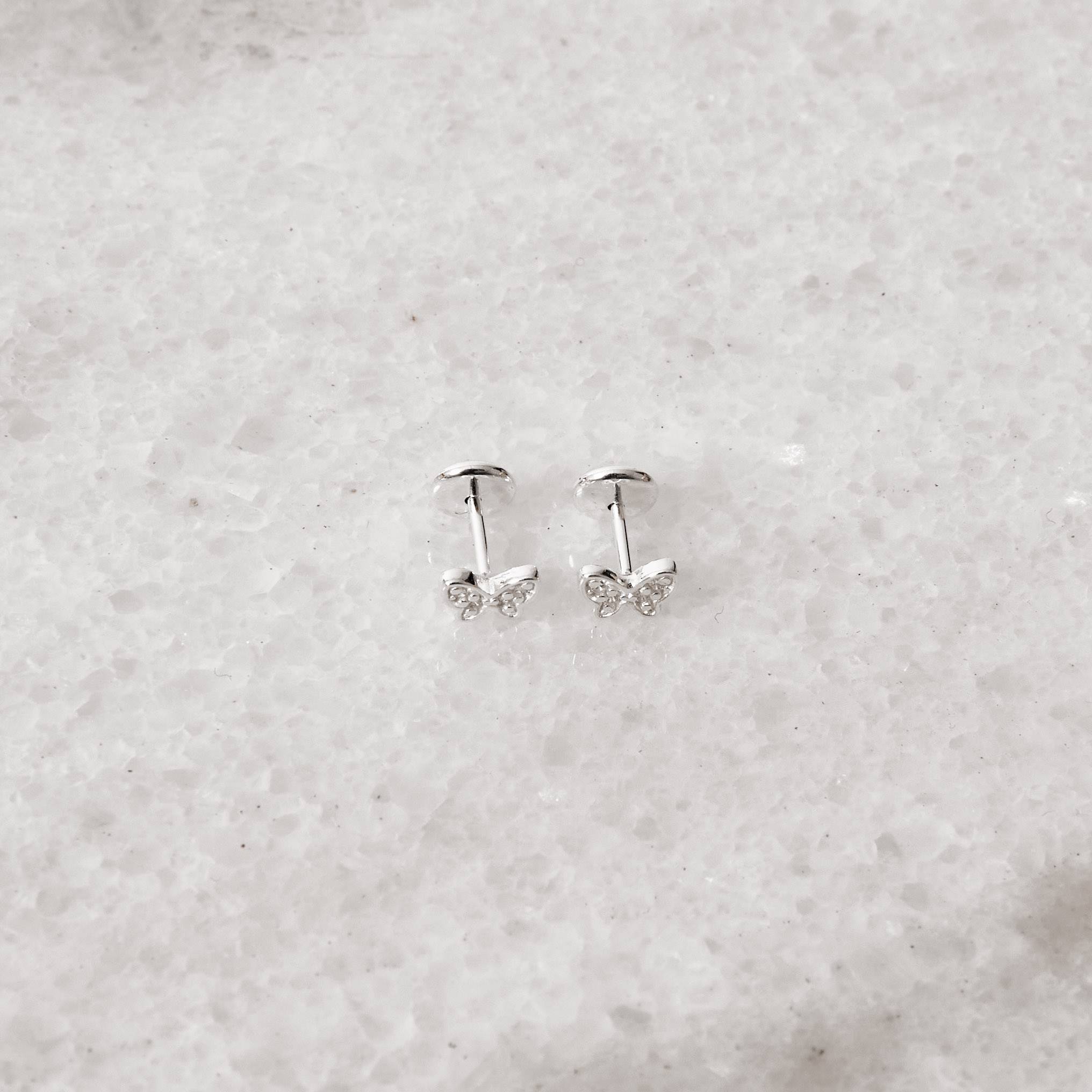 Imagem Secundária Brinco infantil borboleta cravejada 6mm tarraxa baby