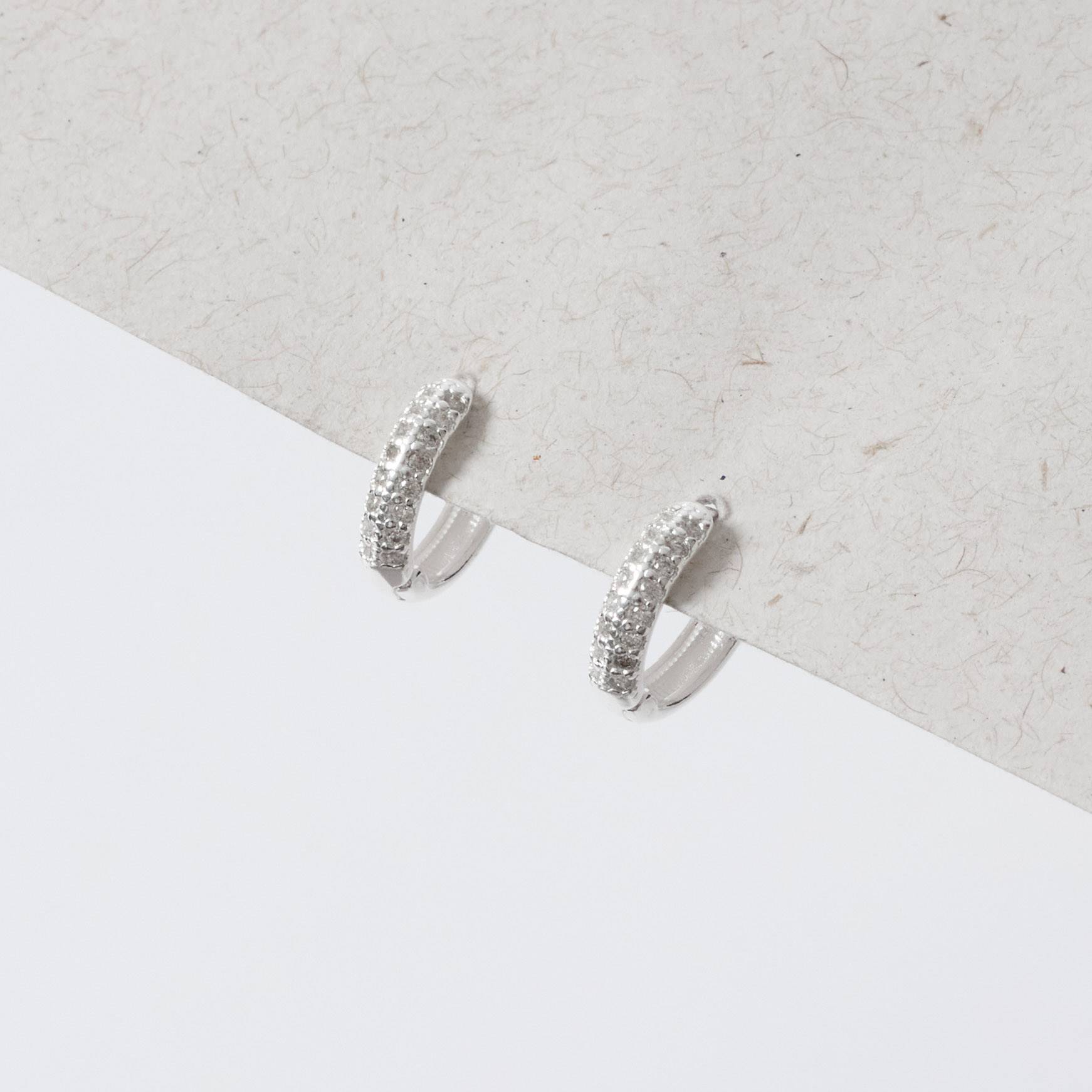 Imagem Secundária Argola click 11mm cravejado duplo 