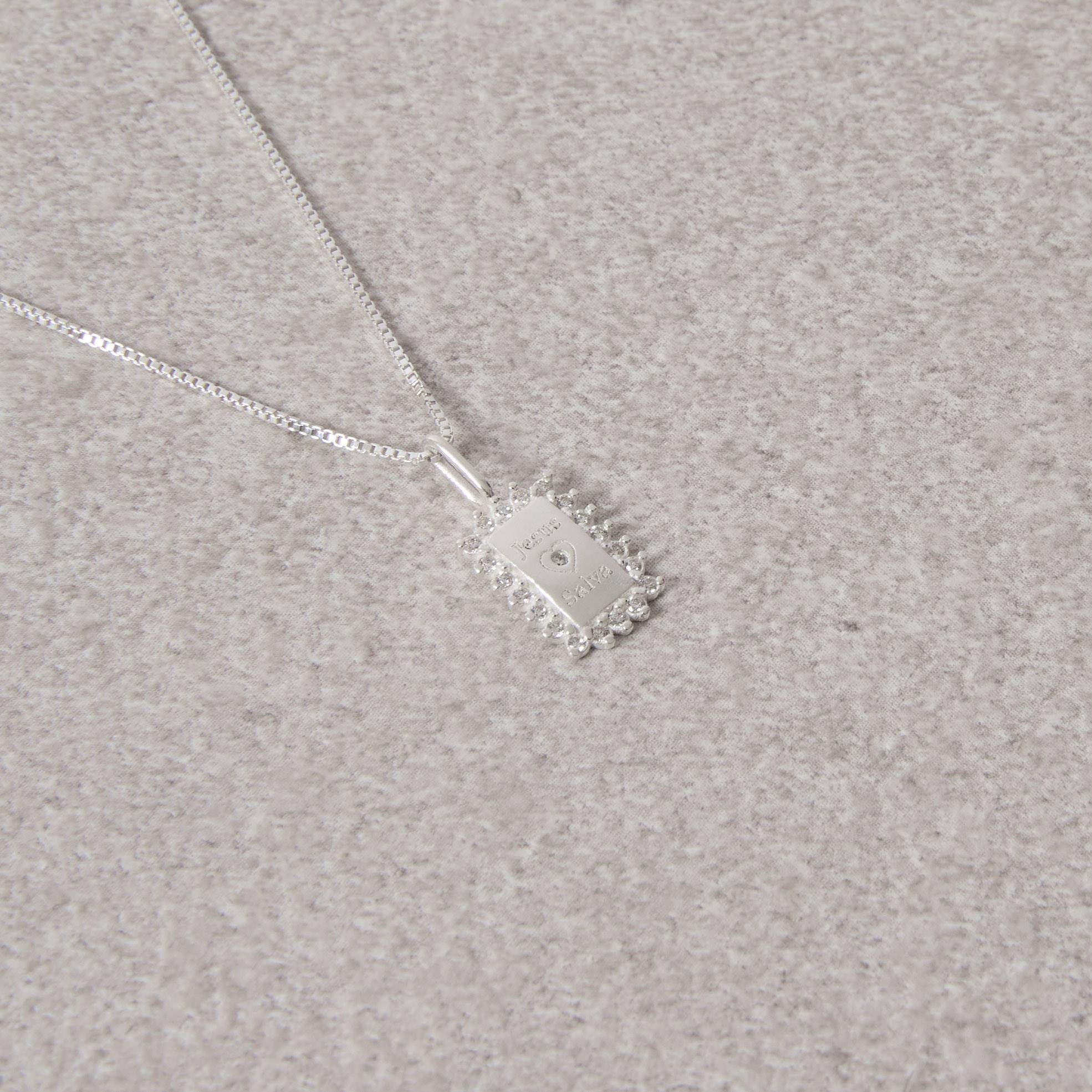 Imagem Secundária Colar pingente medalha cravejada escrito Jesus Salva 11mm 45cm