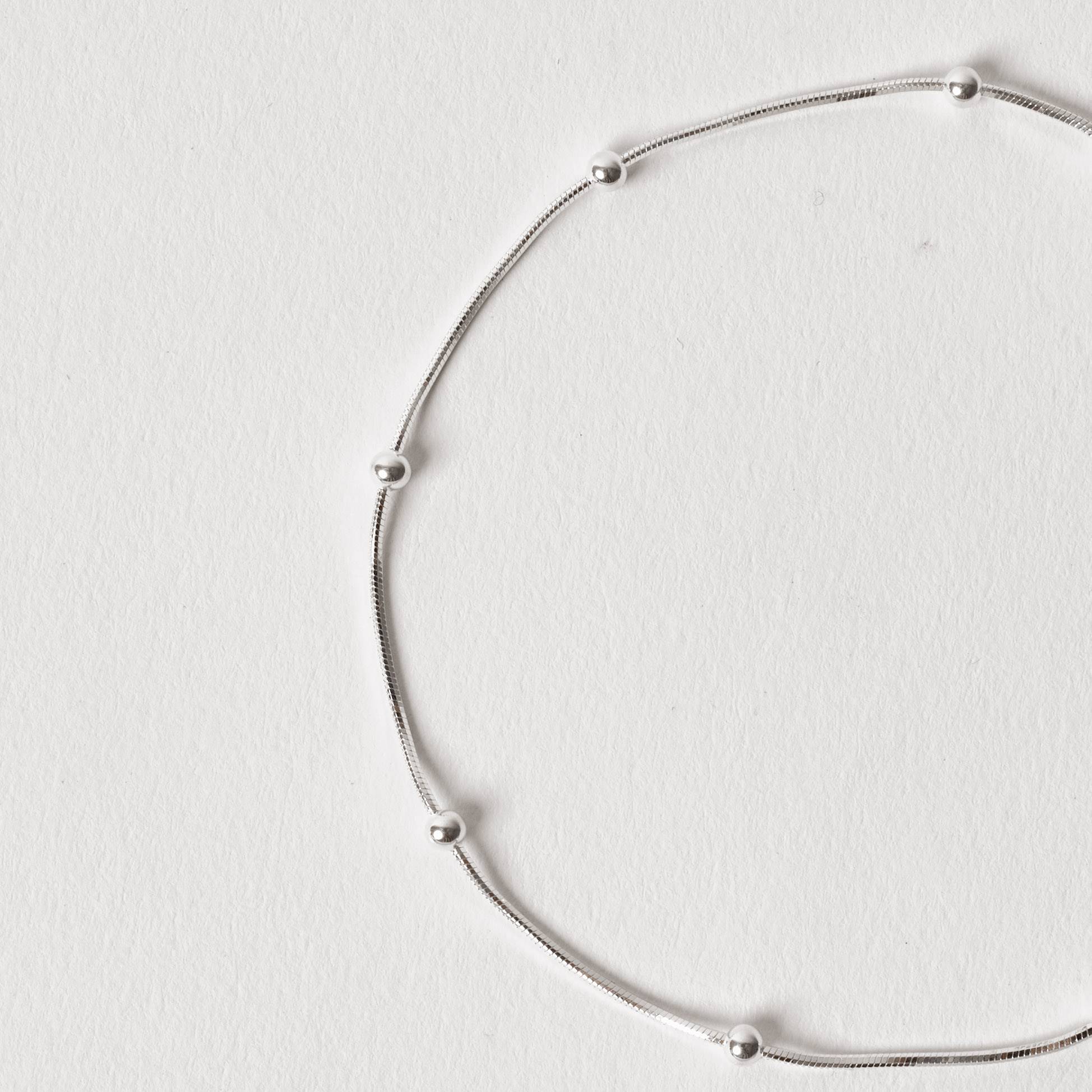 Pulseira corrente rabo de rato com bolas 2.4 19cm