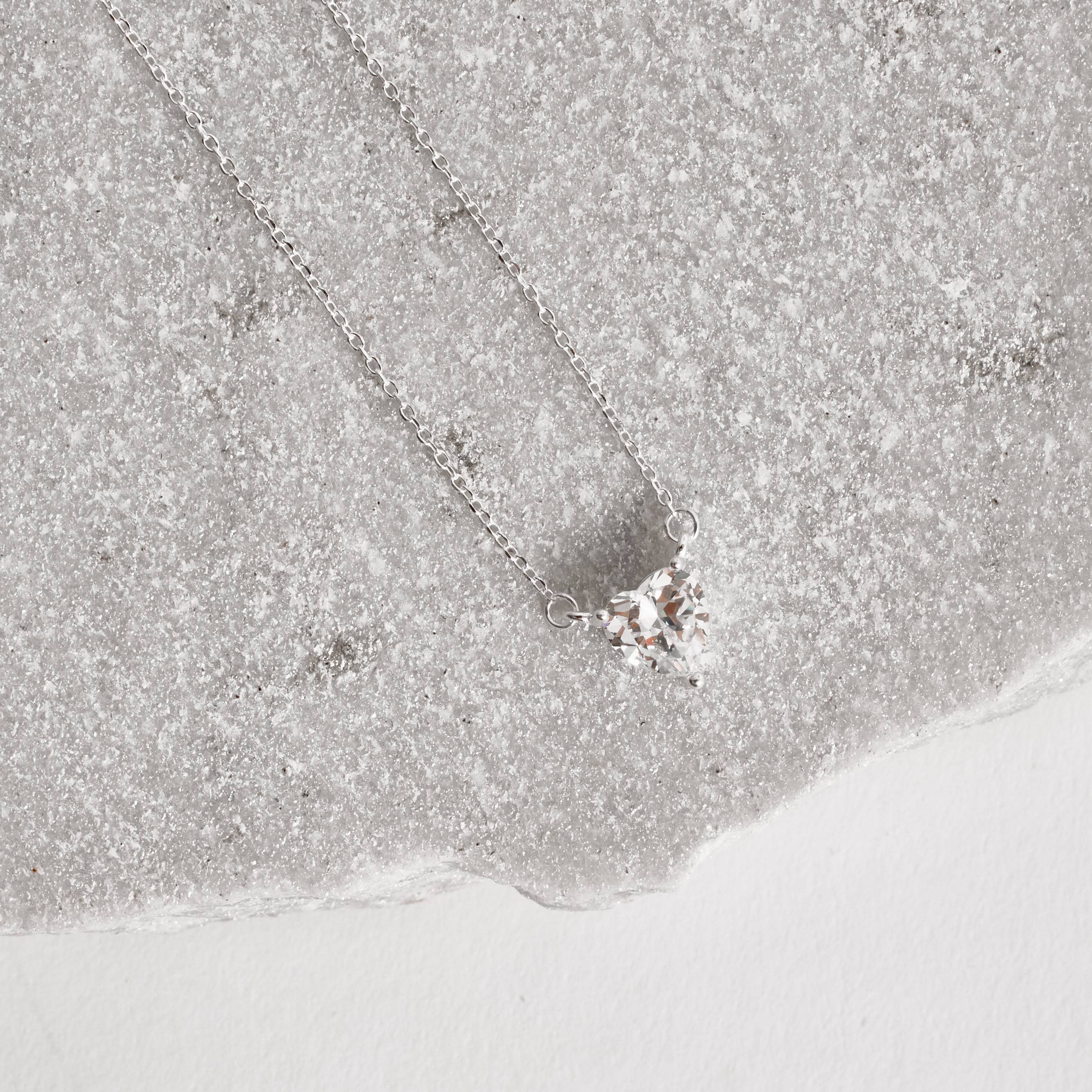 Colar entremeio zircônia coração 8mm corrente cadeado 40+5cm