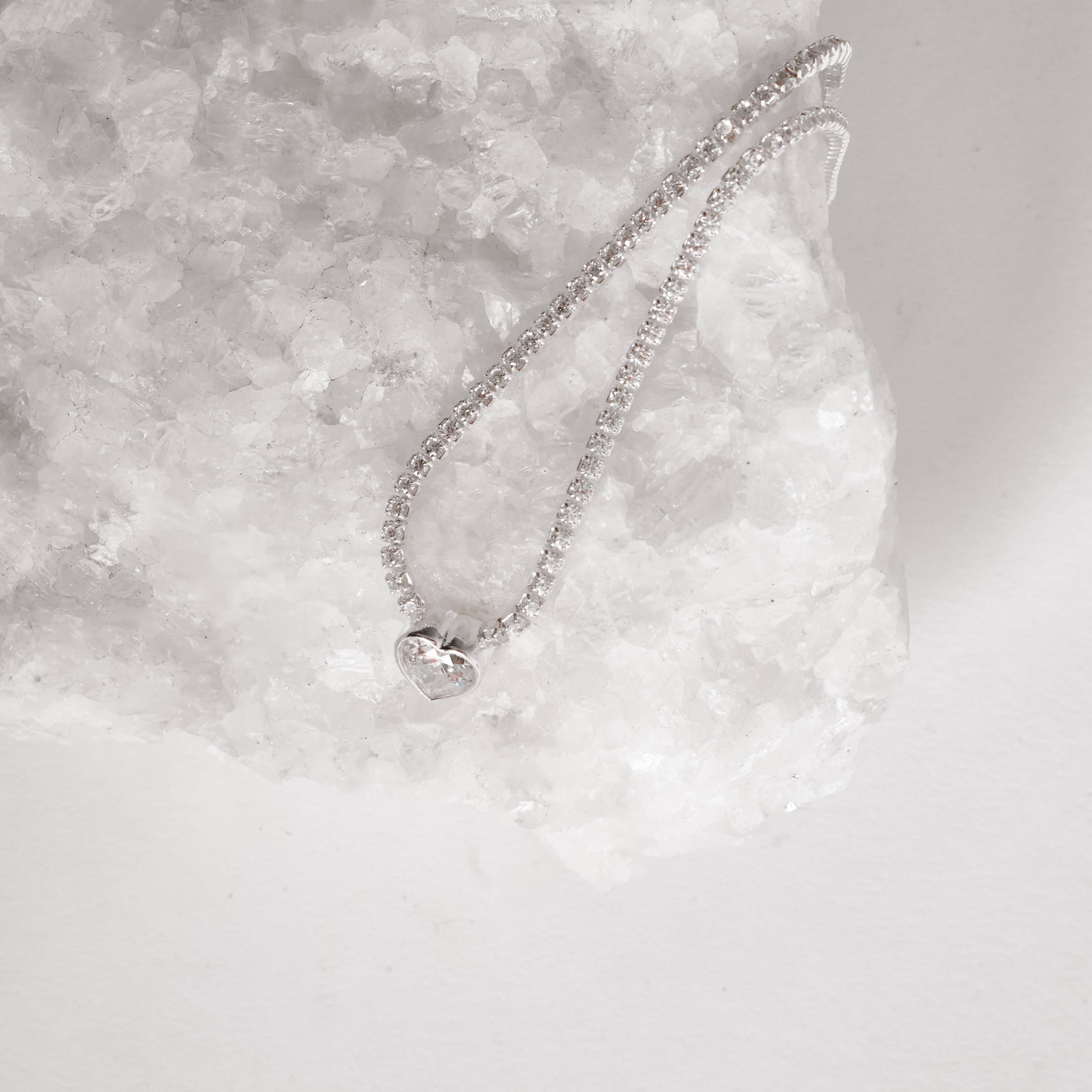 Imagem Secundária Colar Riviera 1.9 com zircônia coração 7mm 40+5cm