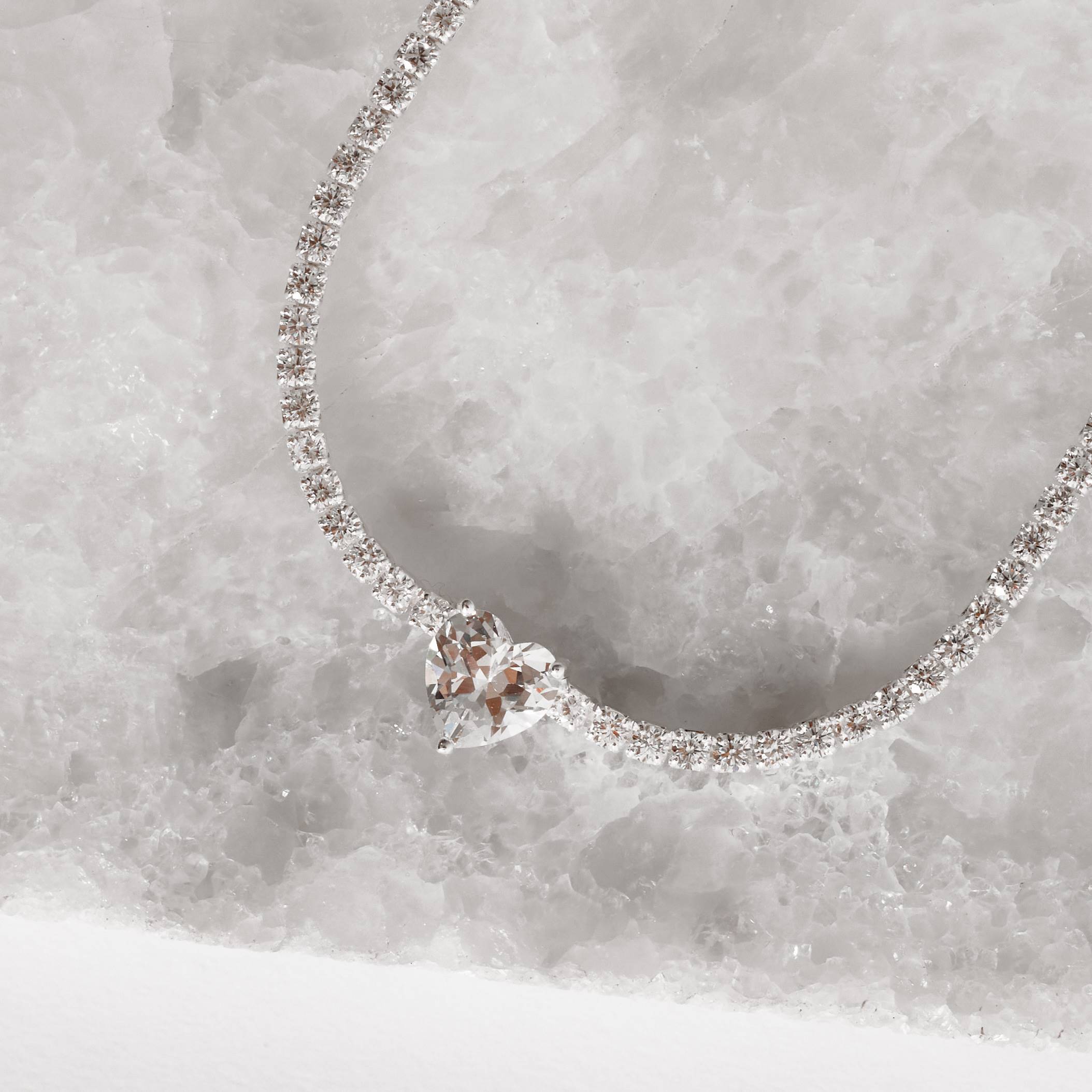 Imagem Secundária Pulseira Riviera 2.1 com zircônia coração cristal 16+4cm