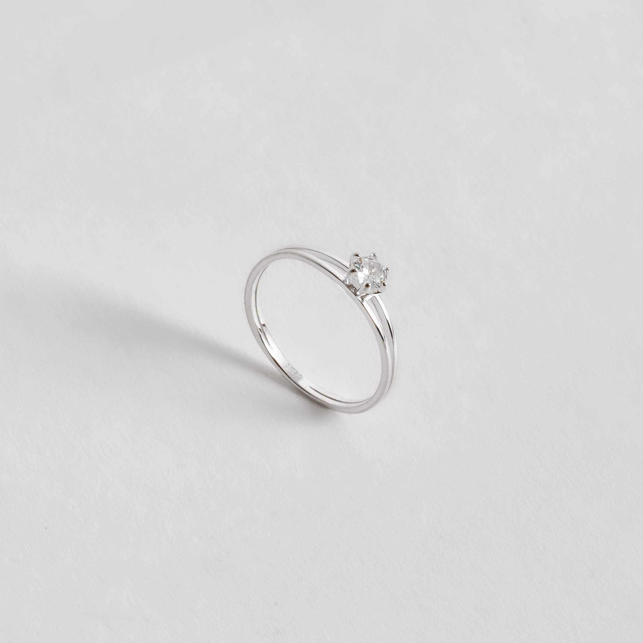 Anel fio duplo solitário 4mm