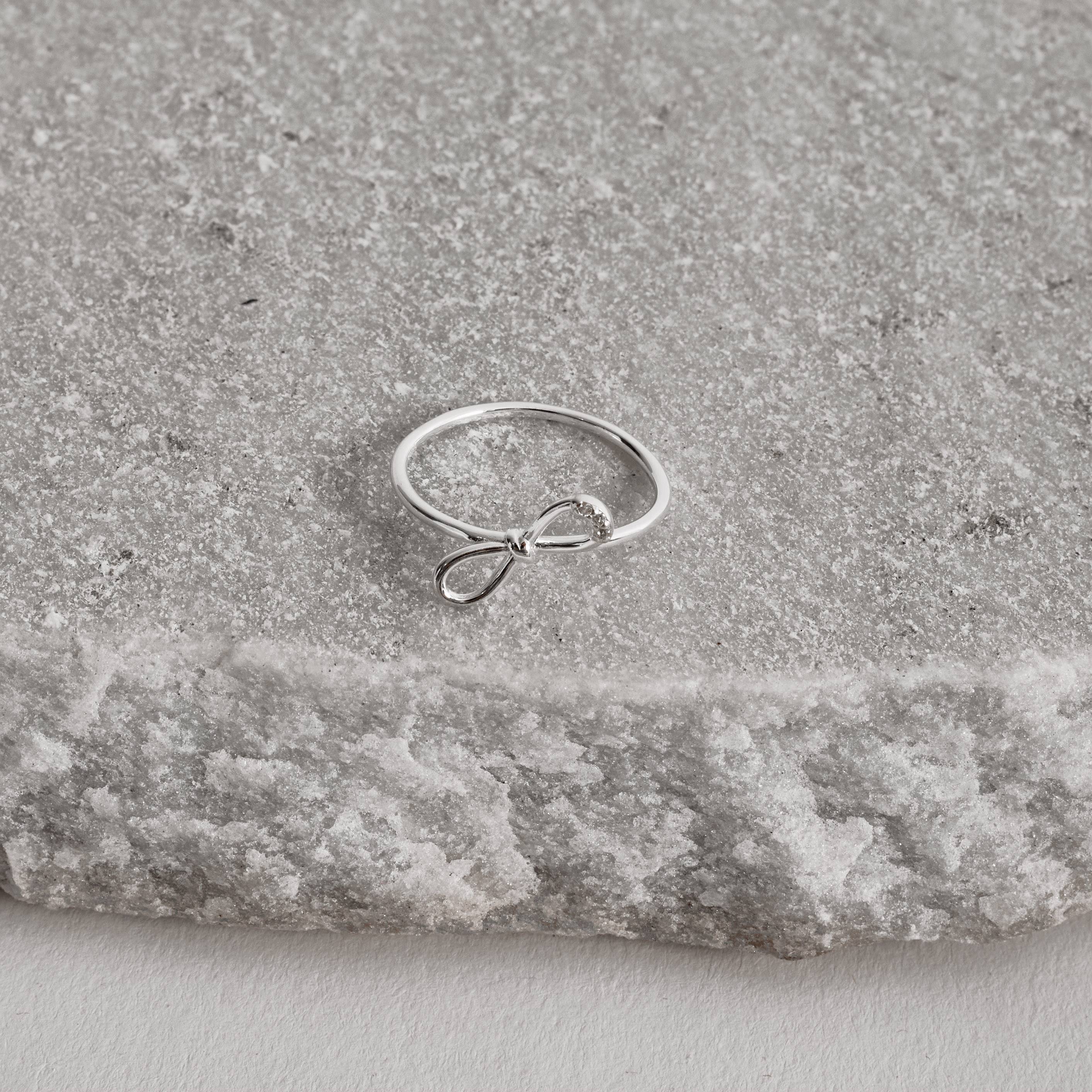 Imagem Anel laço detalhe cravejado