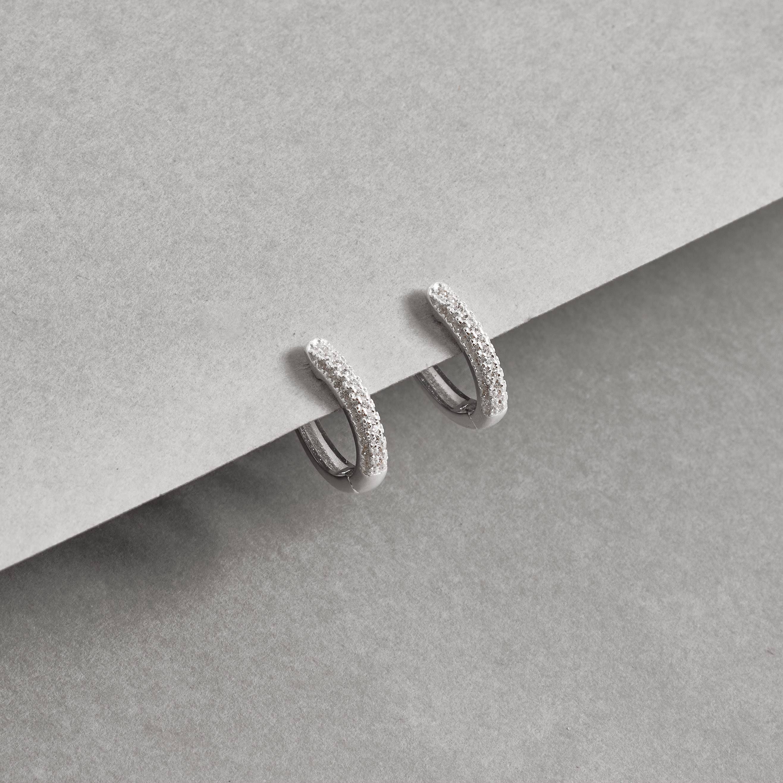 Argola click triplo cravejado 13mm