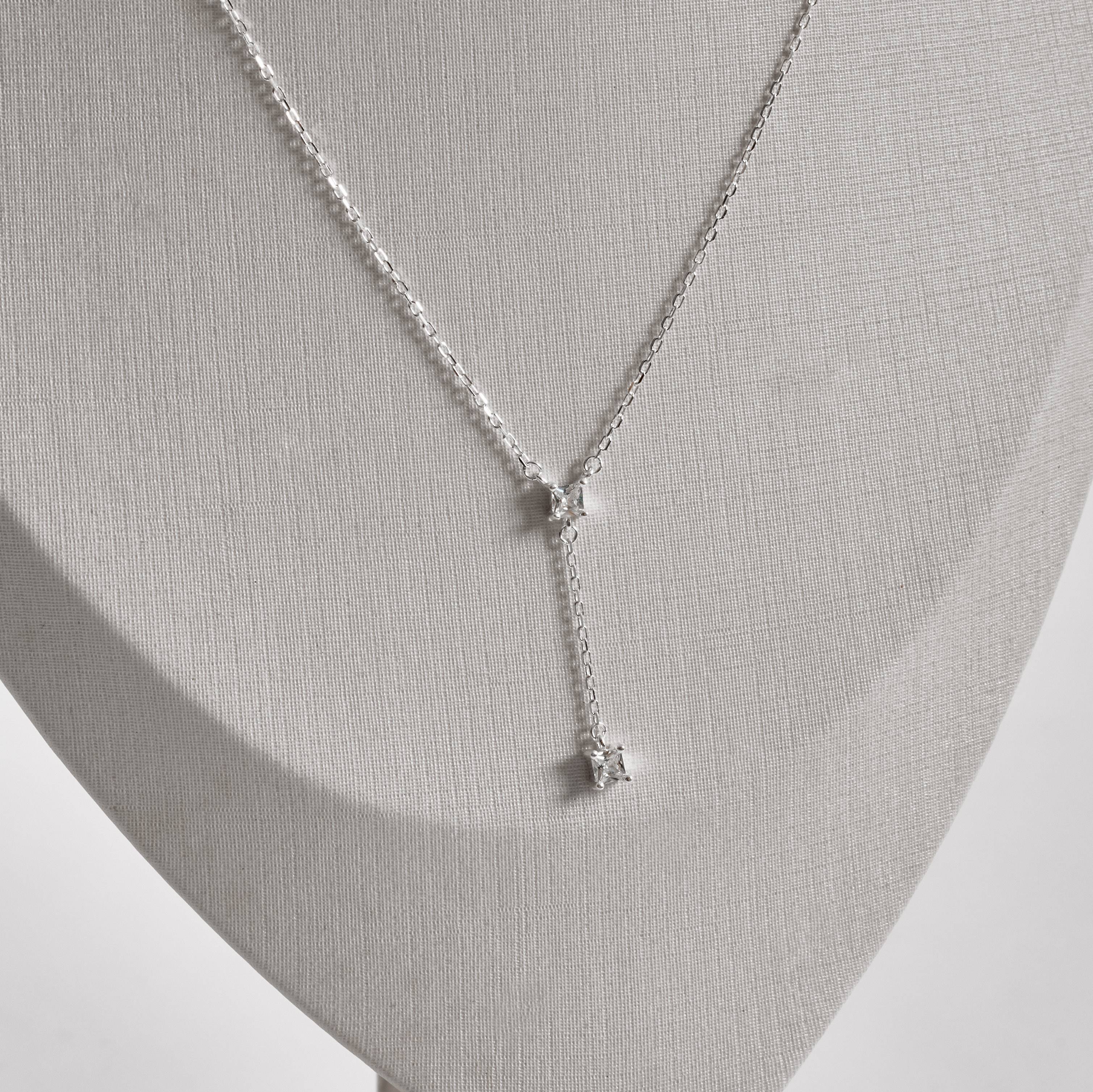 Imagem Secundária Gravatinha zircônias quadrada 3mm corrente cadeado 40+5cm