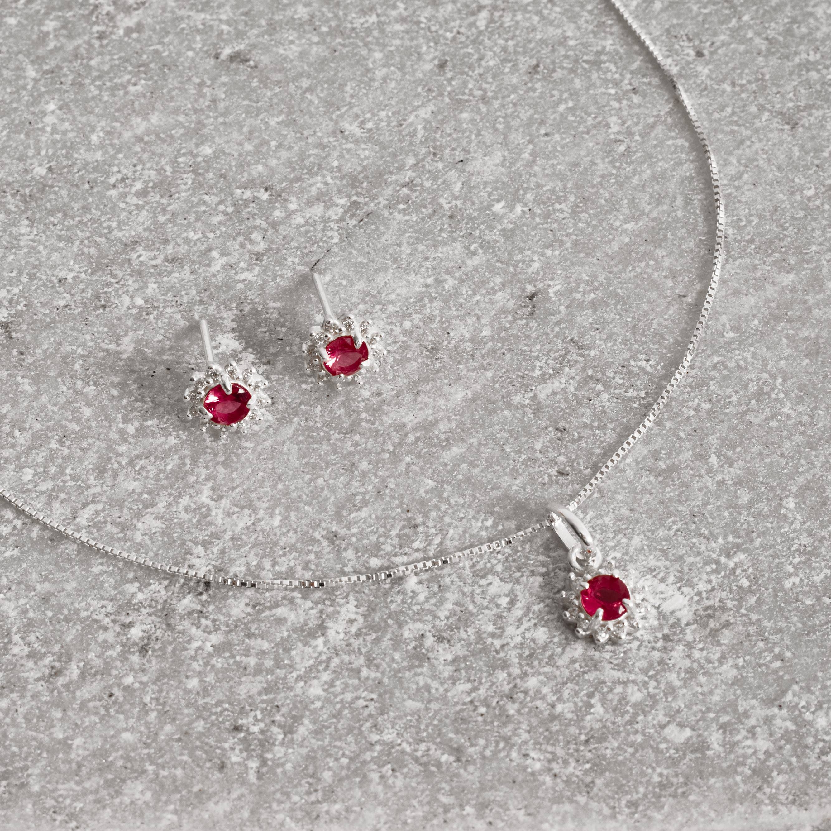 Conjunto brinco e colar zircônia redonda cereja com cravejado 7mm 45cm