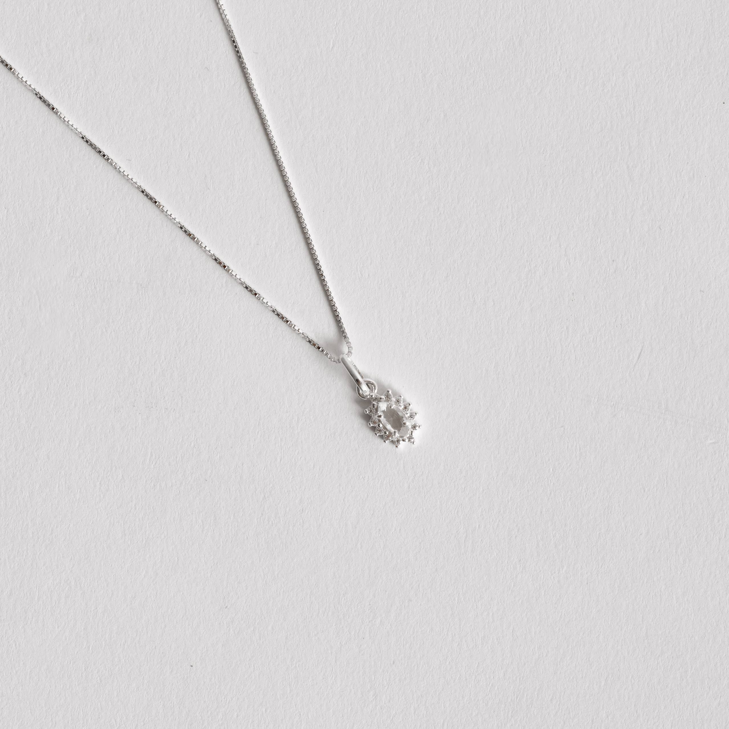 Imagem Secundária Colar pingente zircônia navete cristal com cravejado 9mm 45cm