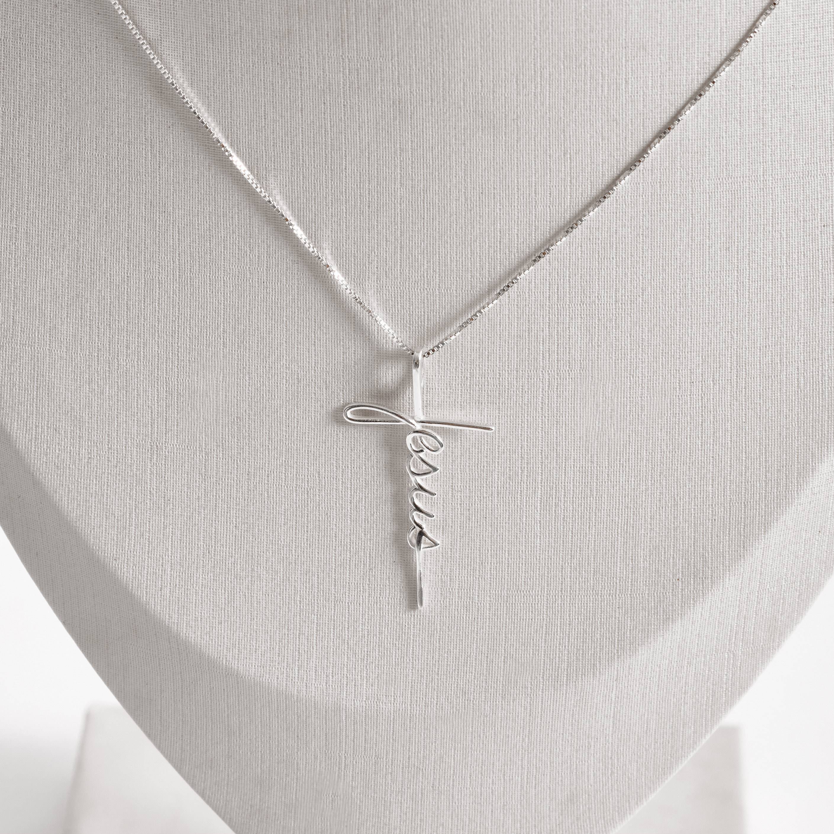 Imagem Colar cruz escrito Jesus 35mm 45cm