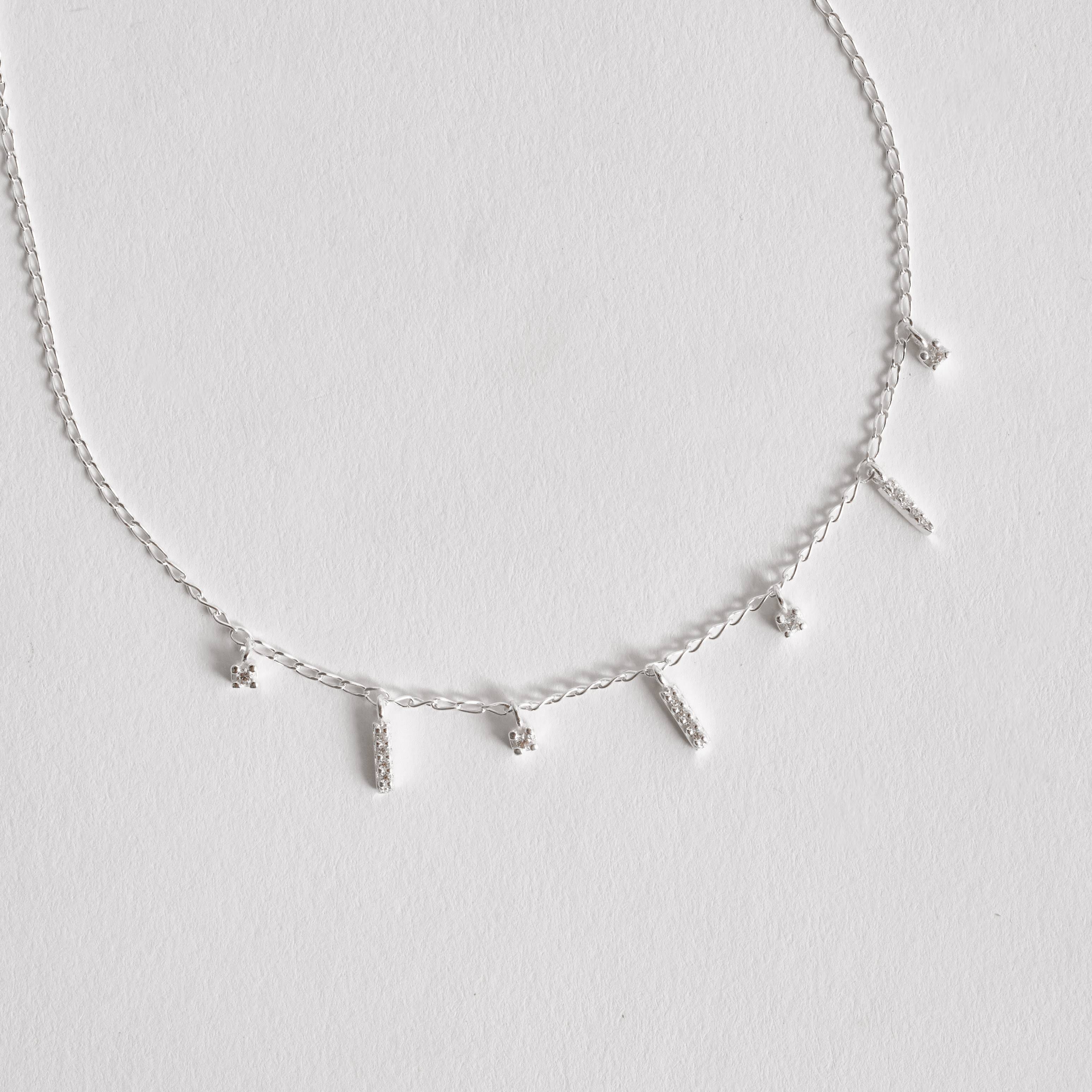 Imagem Colar pingentes zircônias e palitos cravejados 6mm corrente grumet 45cm