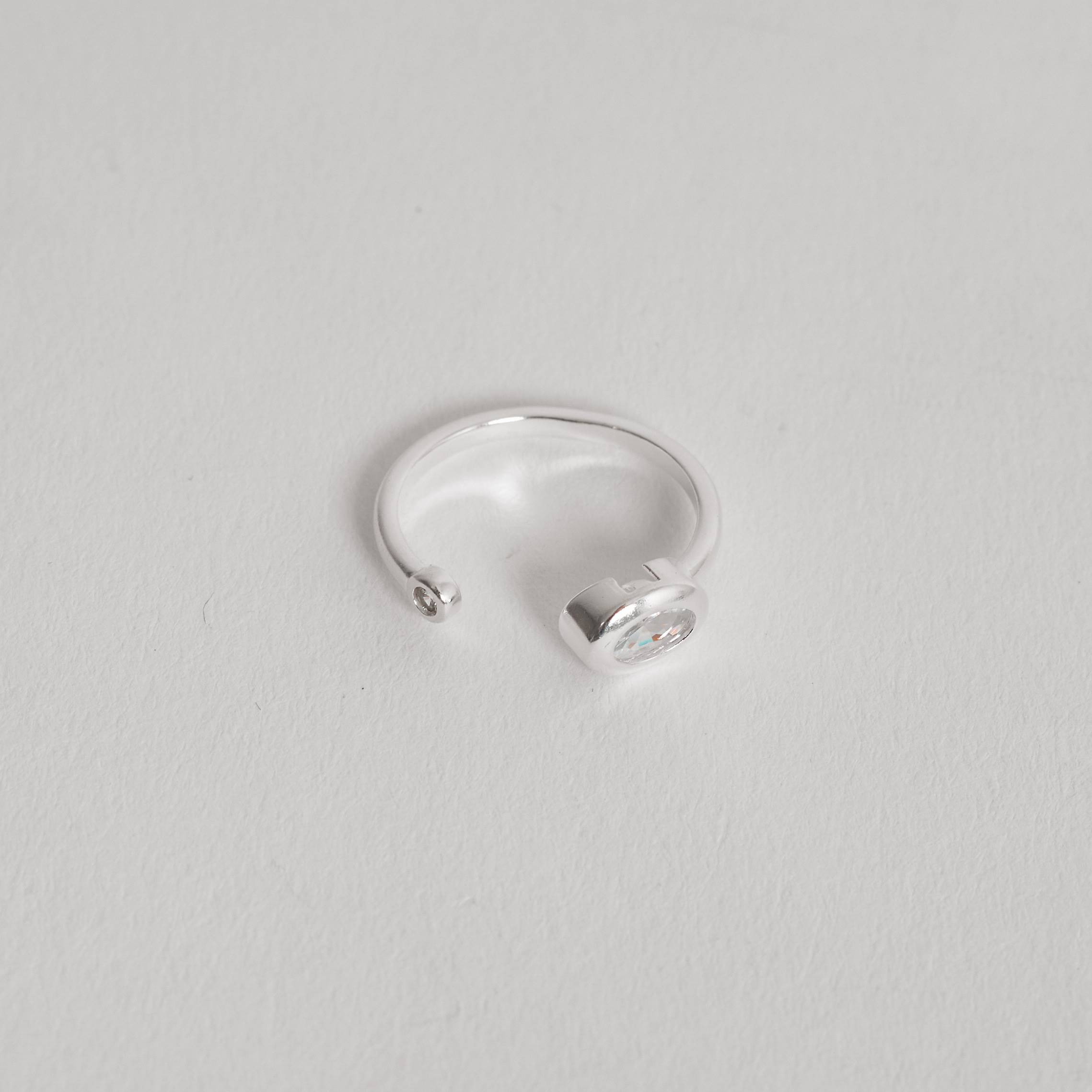 Anel zircônias oval e redonda regulável G