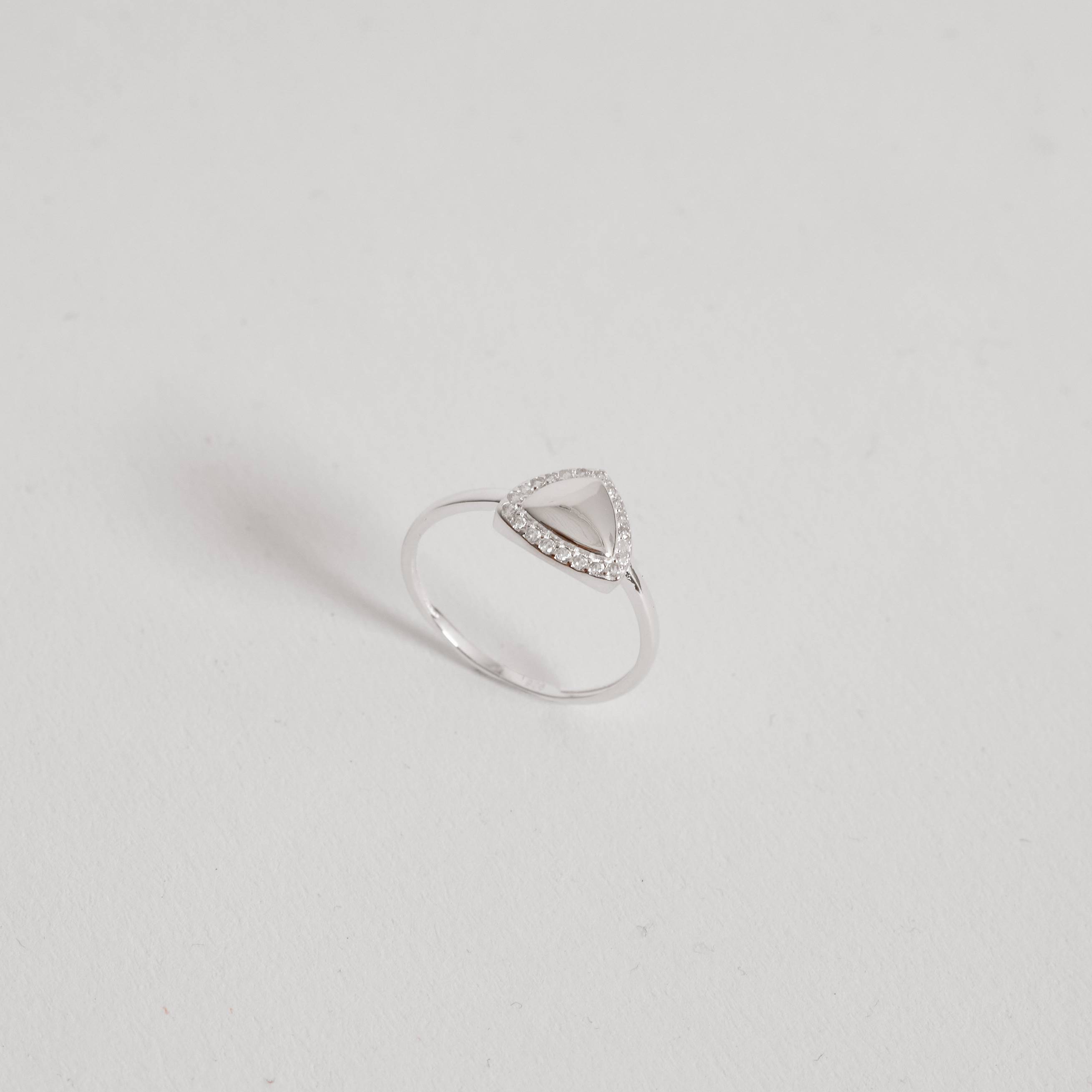 Imagem Secundária Anel triângulo borda cravejada