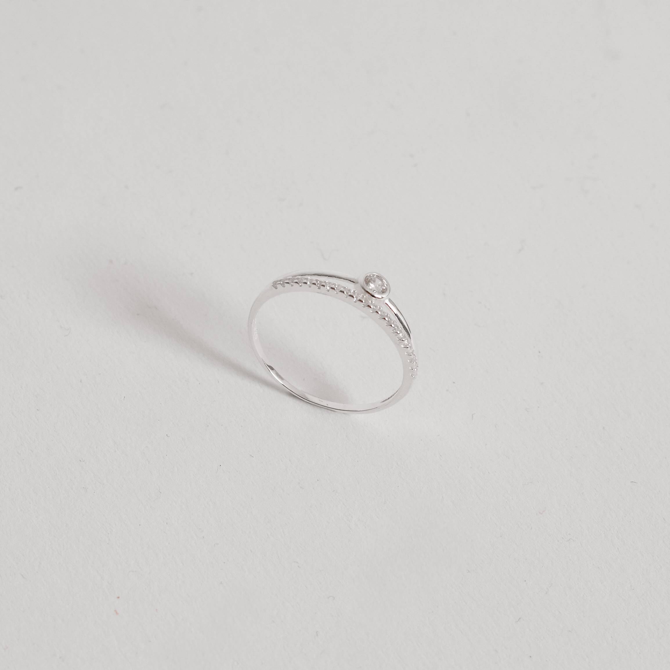 Imagem Anel meia aliança e solitário 4mm