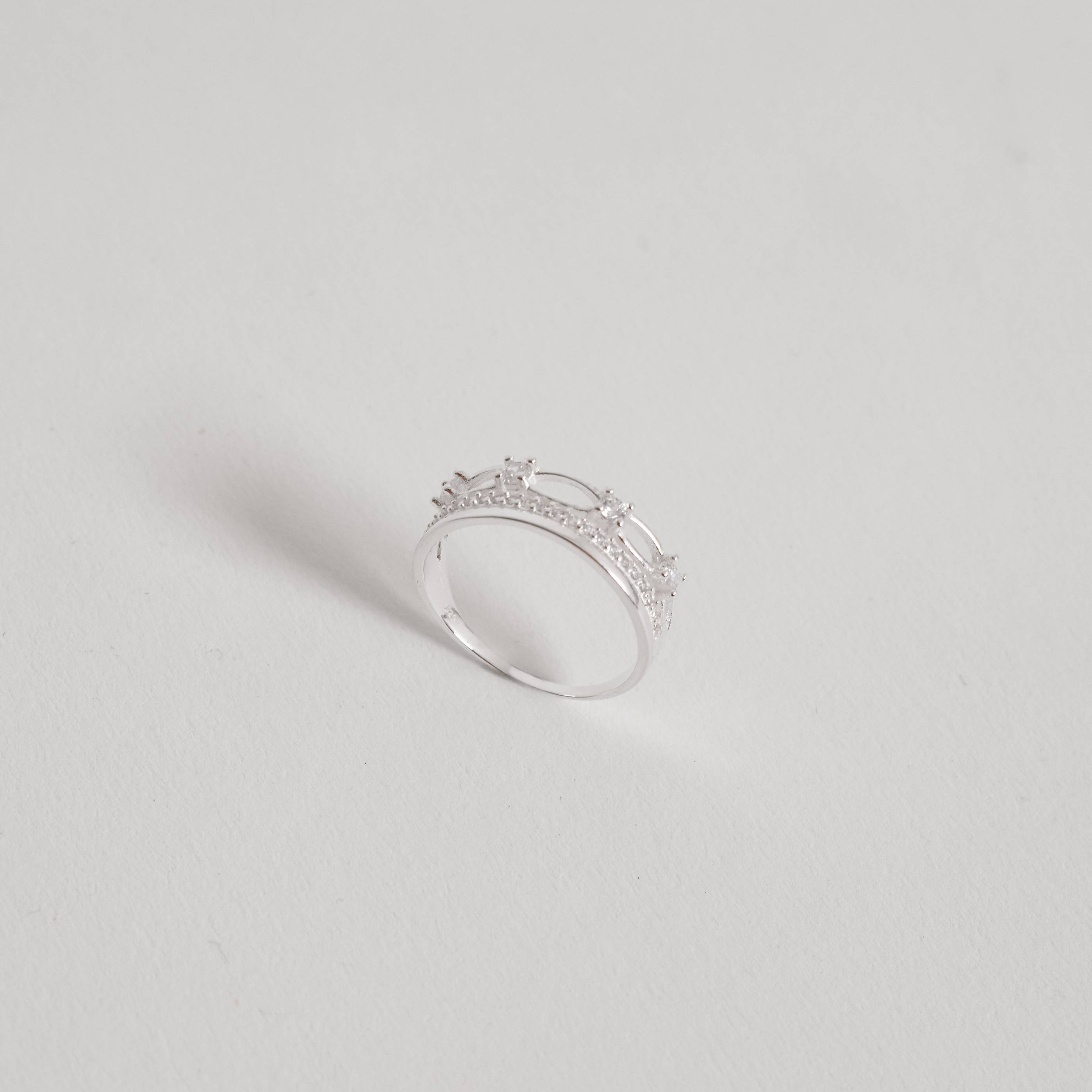 Imagem Anel fio triplo corrente, meia aliança e aparador