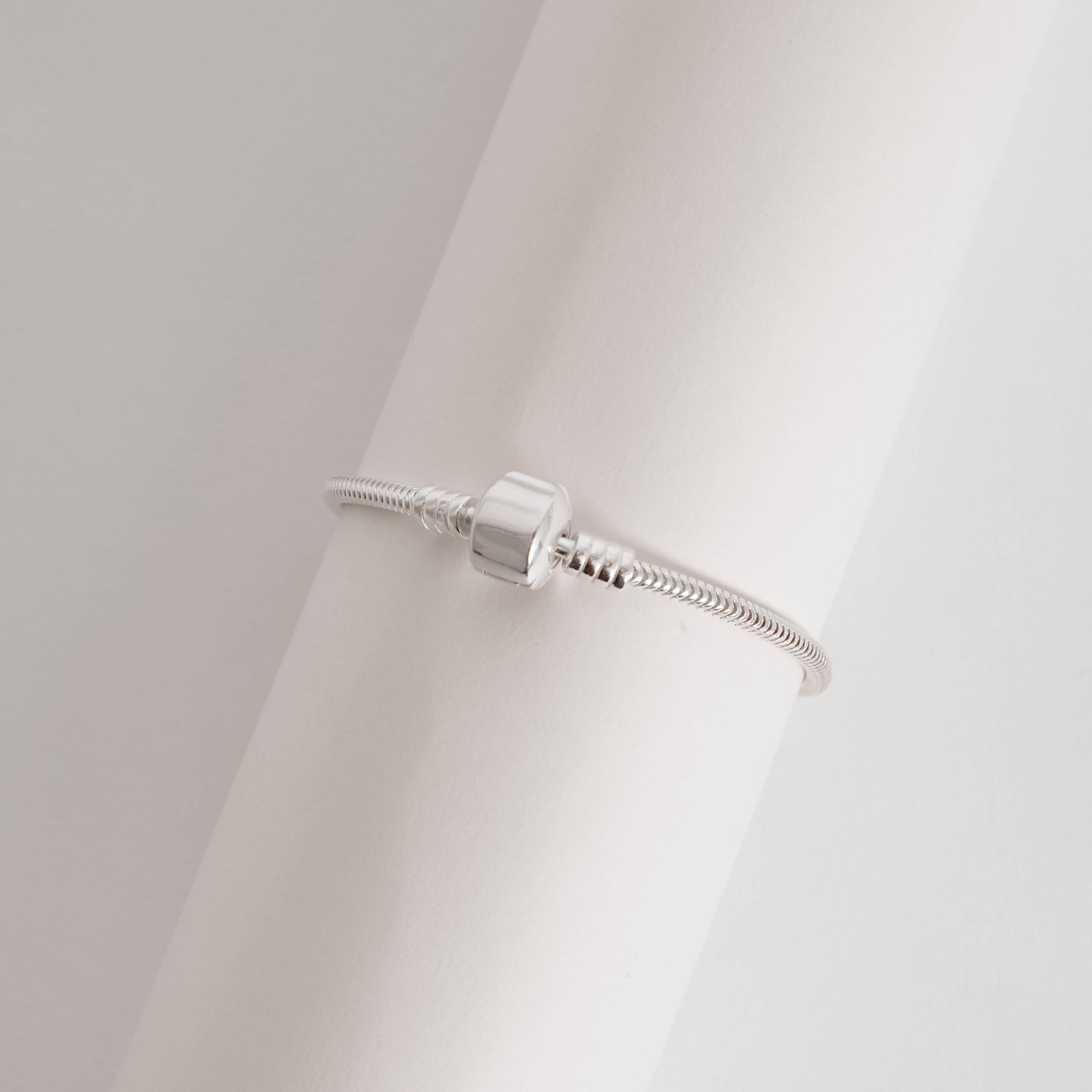 Pulseira para berloques 2.4 fecho redondo liso