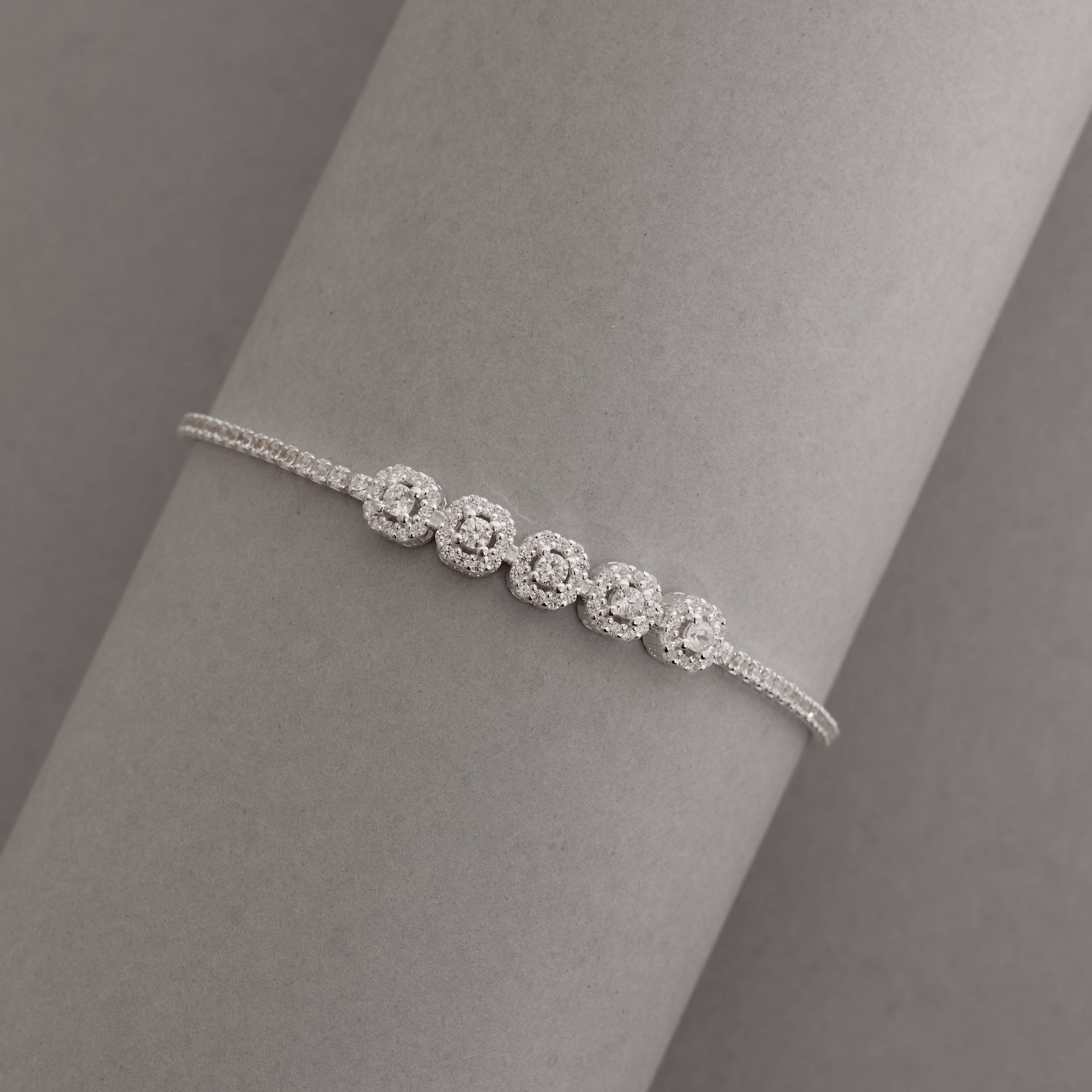 Pulseira Riviera entremeio quadrados cravejados 16+4cm