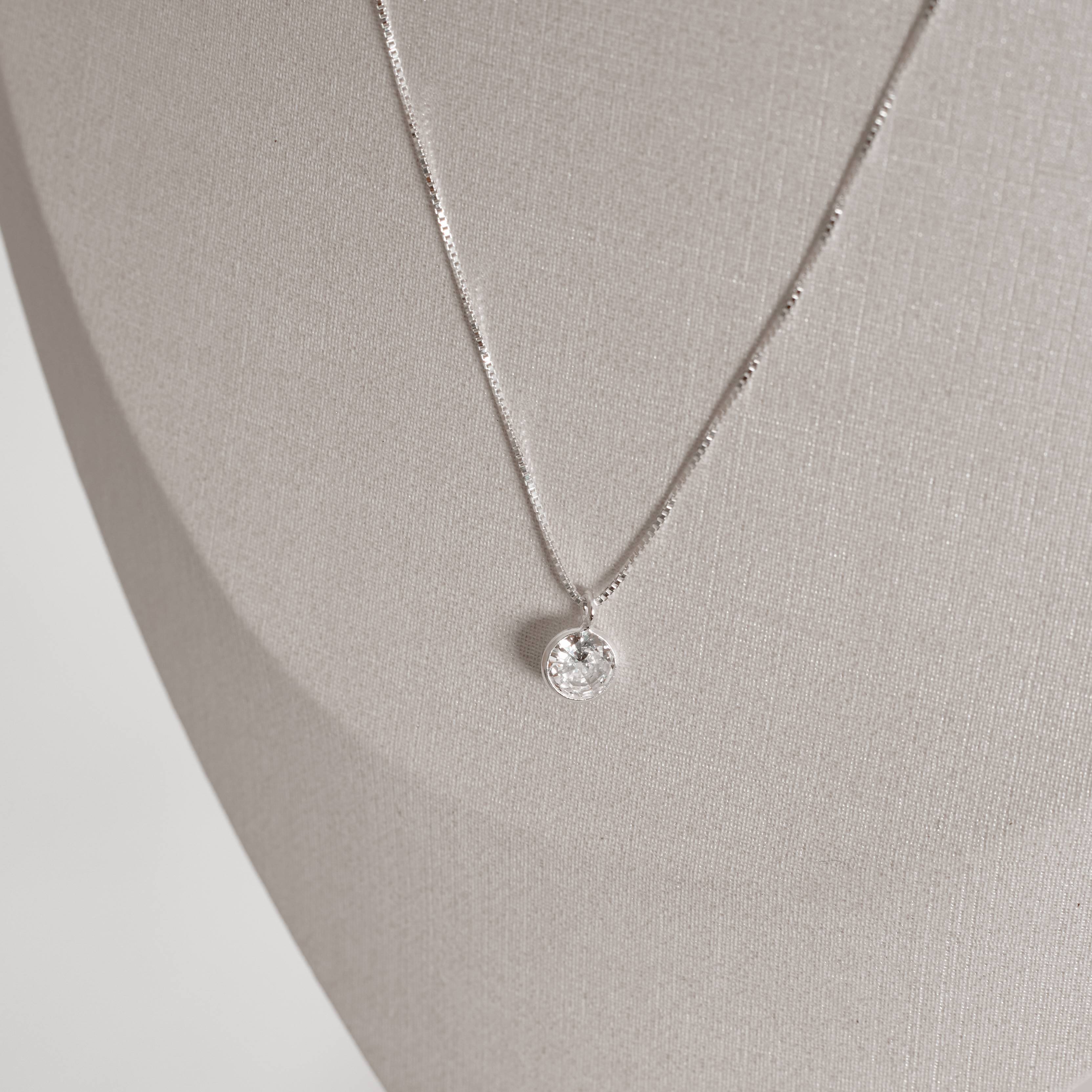 Colar zircônia redonda 6mm 45cm