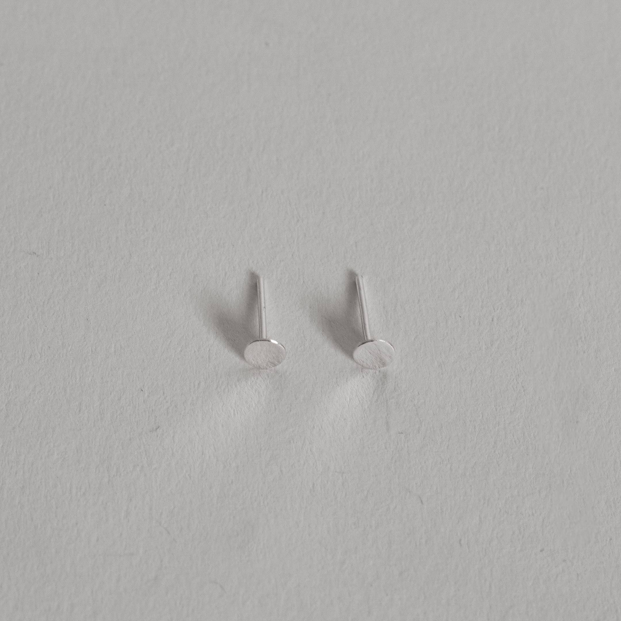 Imagem Secundária Brinco círculo liso 4mm