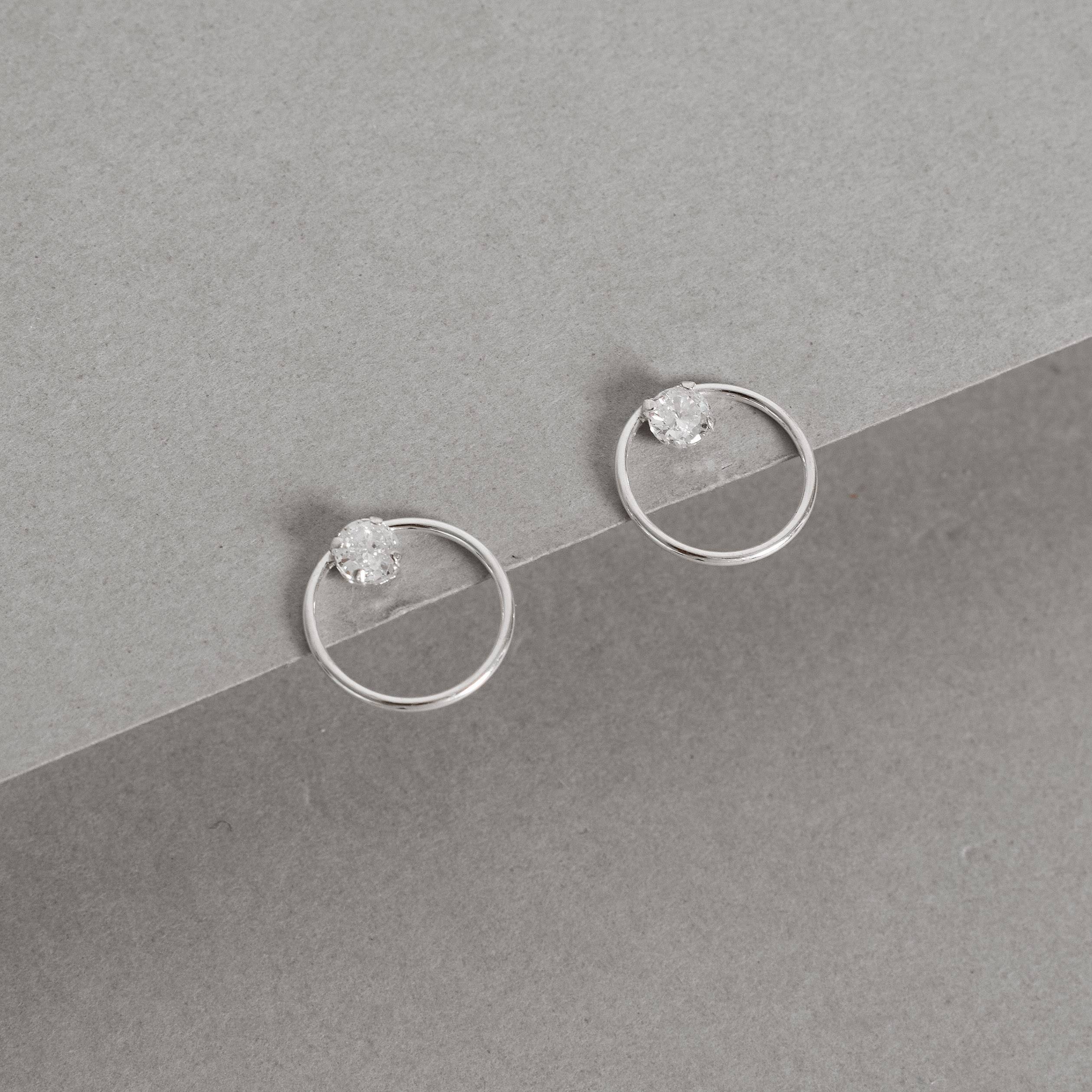 Imagem Secundária Brinco círculo 12mm com zircônia