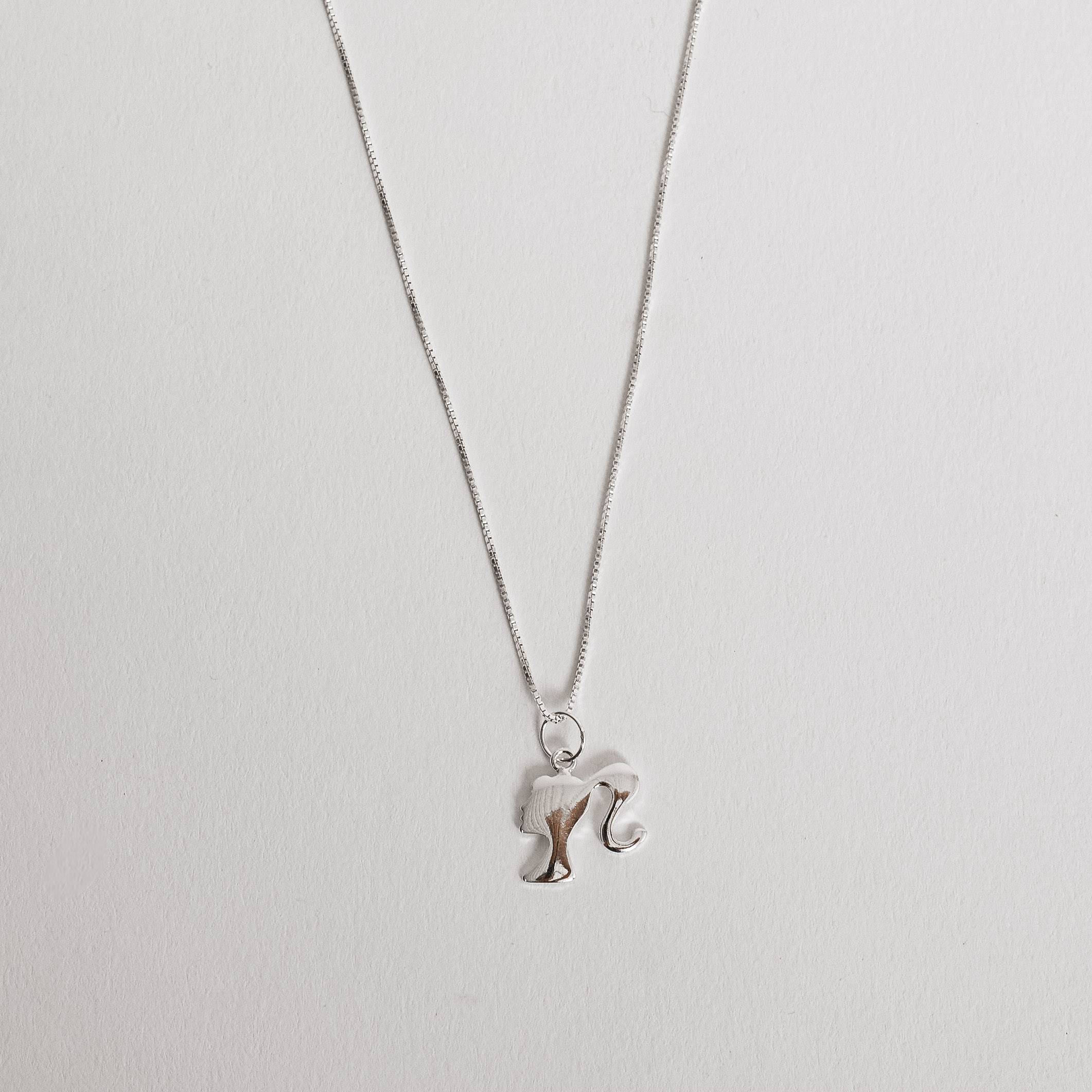 Imagem Secundária Colar pingente barbie 12mm 45cm