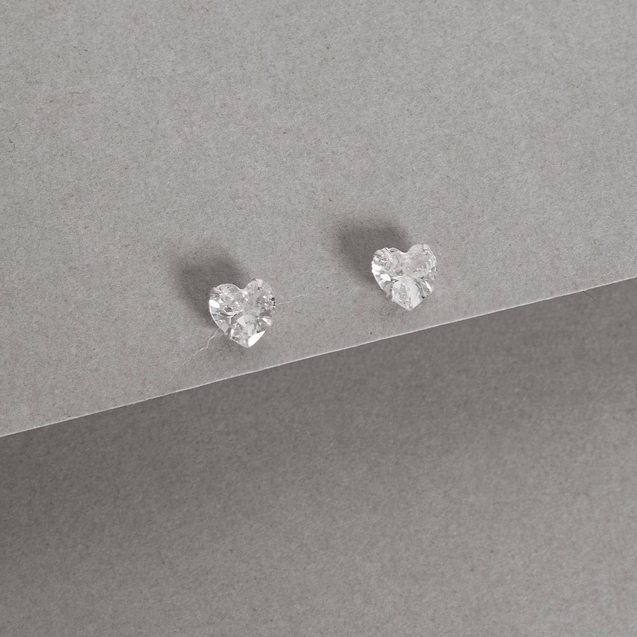 Imagem Secundária Brinco zircônia coração cristal 6mm