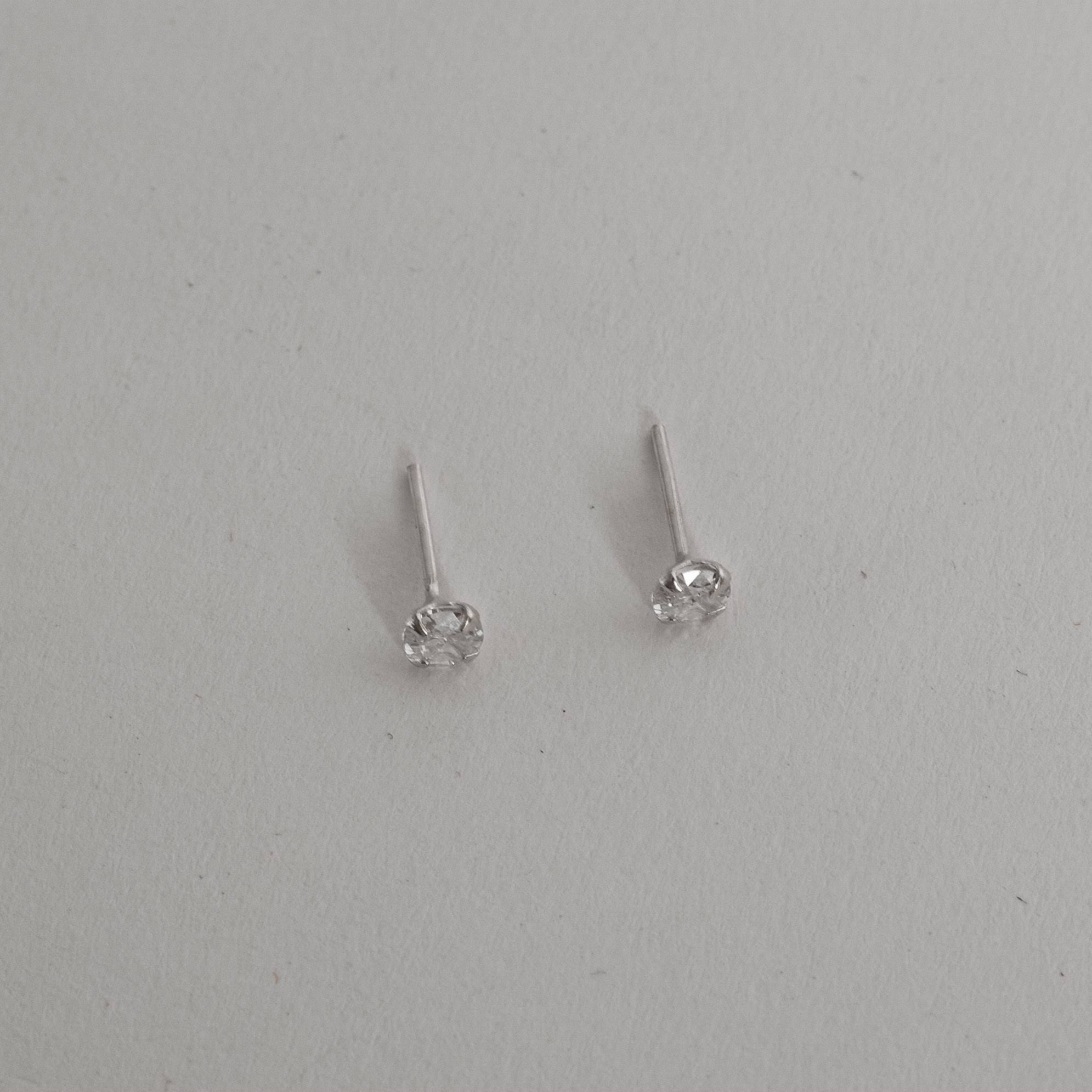 Imagem Secundária Brinco zircônia redonda cristal 4mm