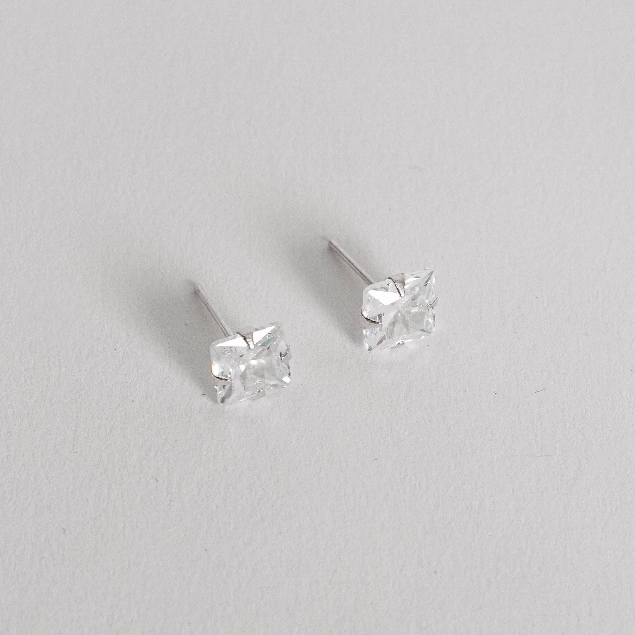 Imagem Secundária Brinco zircônia quadrada cristal 8mm