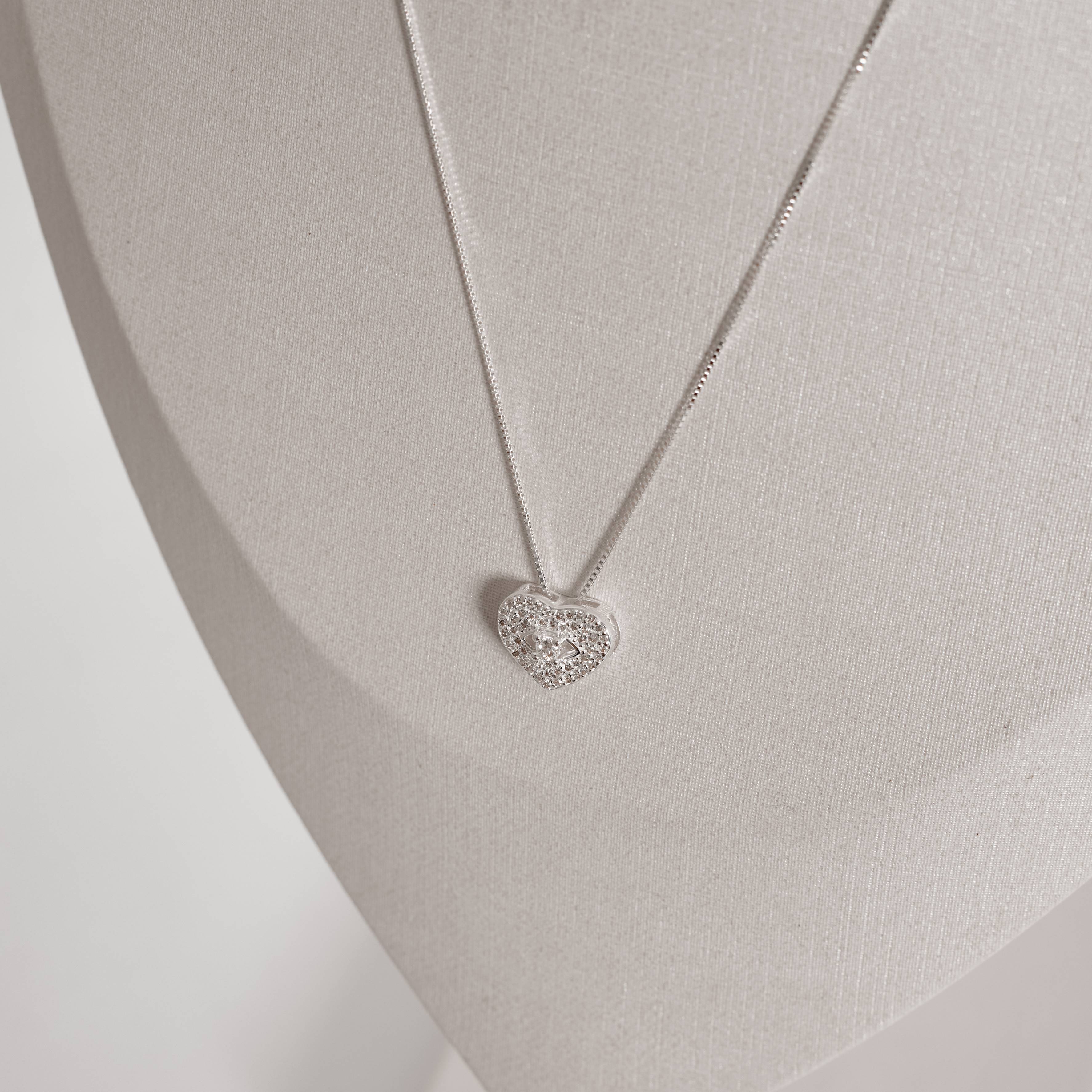 Imagem Colar coração cravejado detalhe olho 13mm 45cm