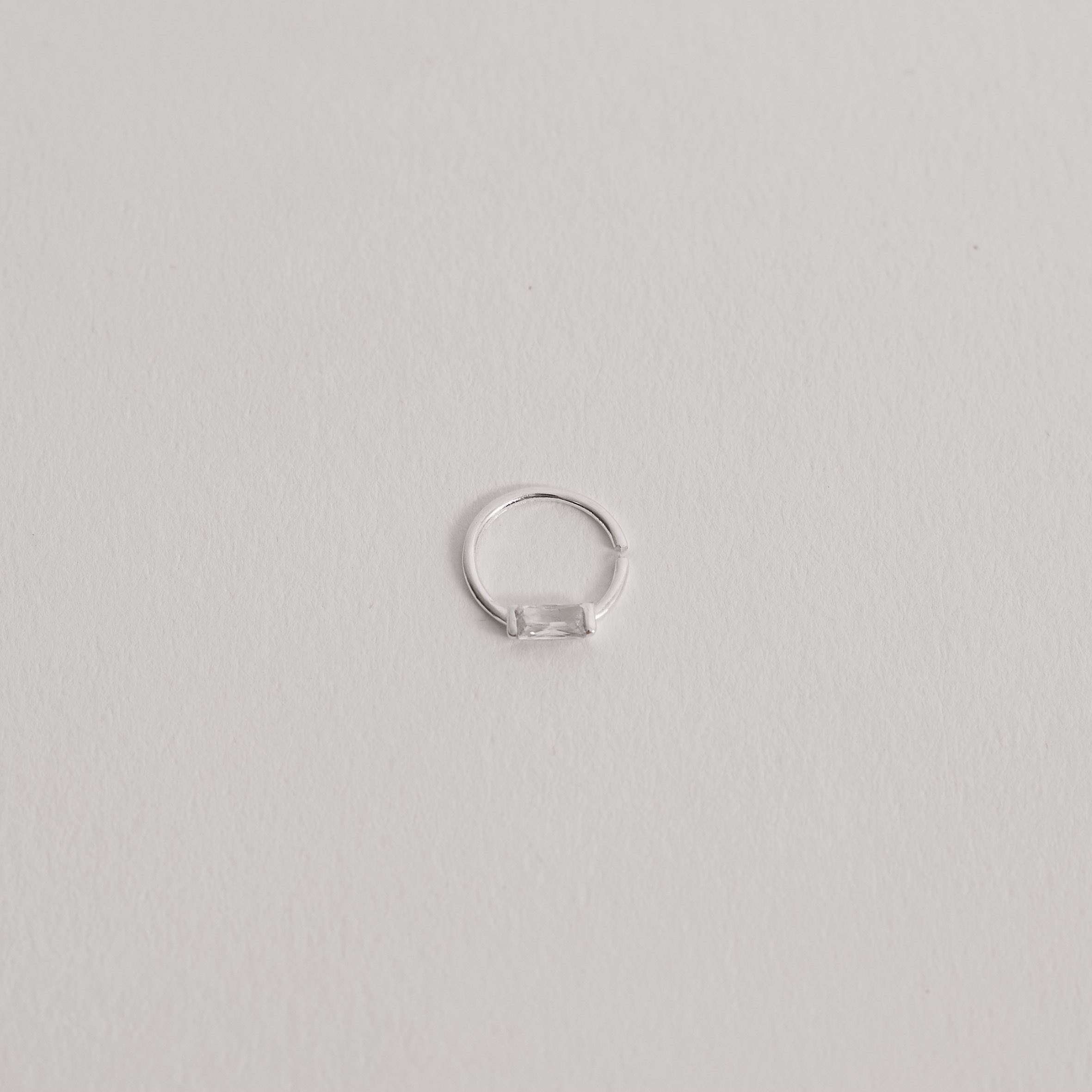 Piercing argola 9mm zircônia retangular