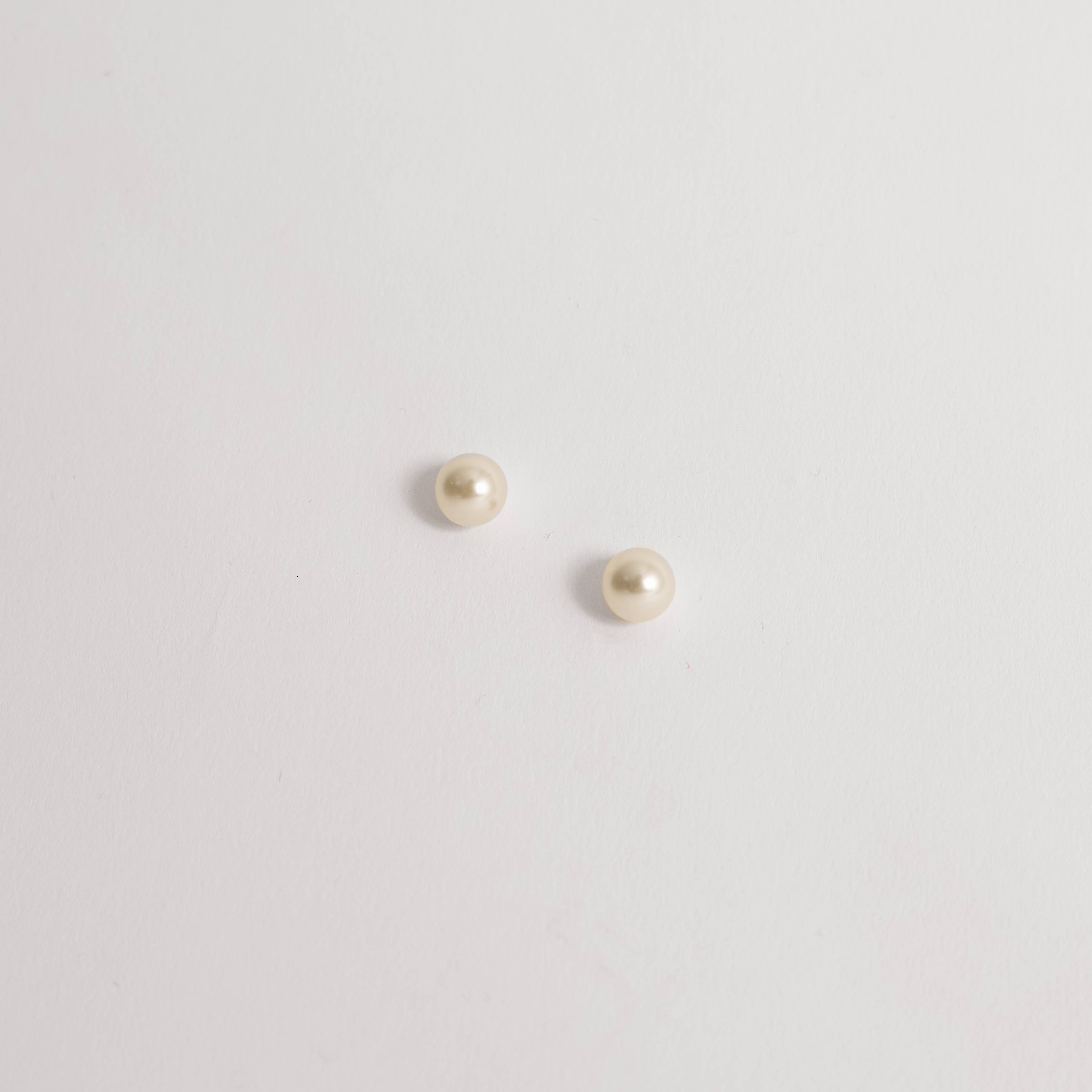 Imagem Brinco pérola redonda 8mm