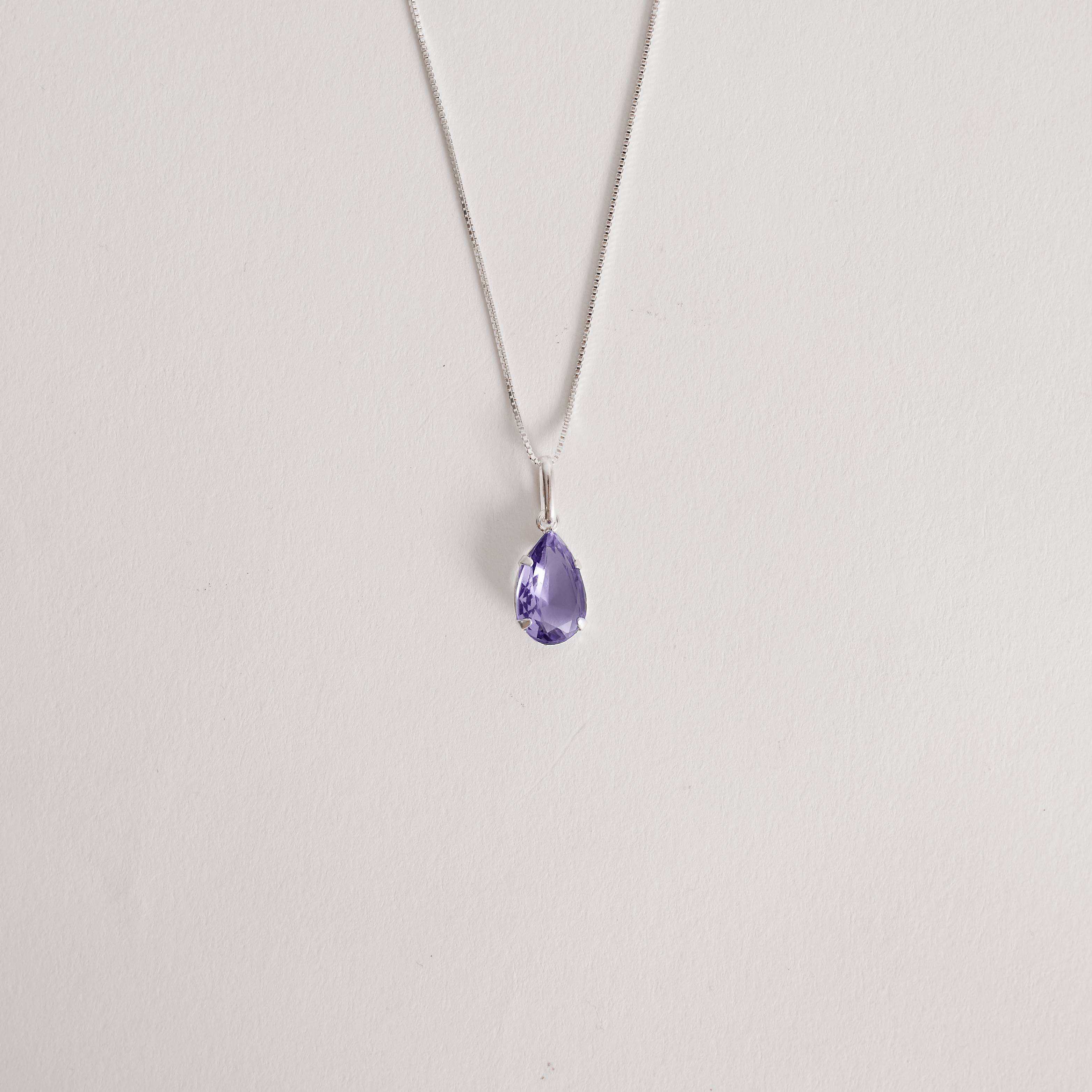 Imagem Secundária Colar pingente zircônia gota roxo 12mm 45cm