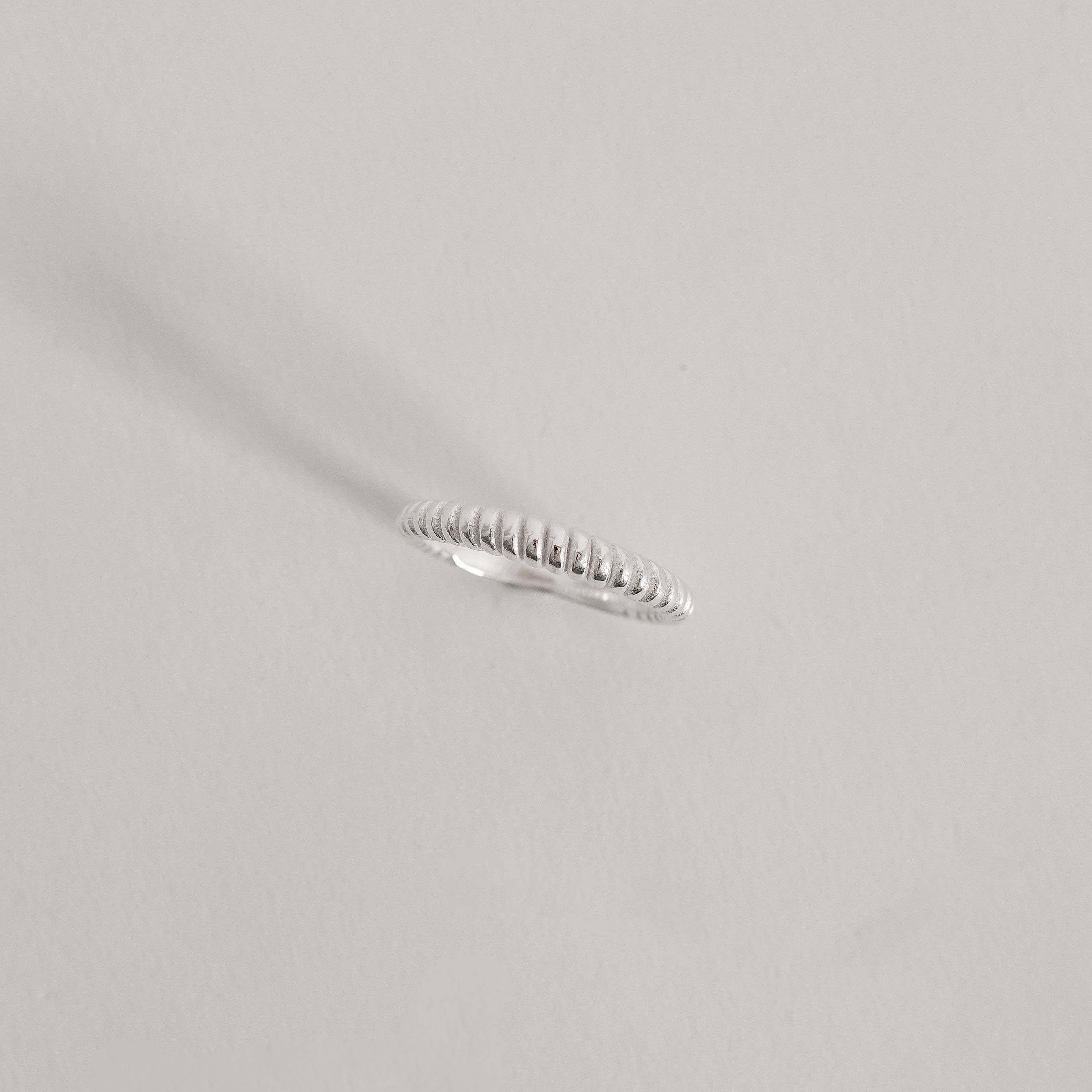 Imagem Secundária Anel torcido liso