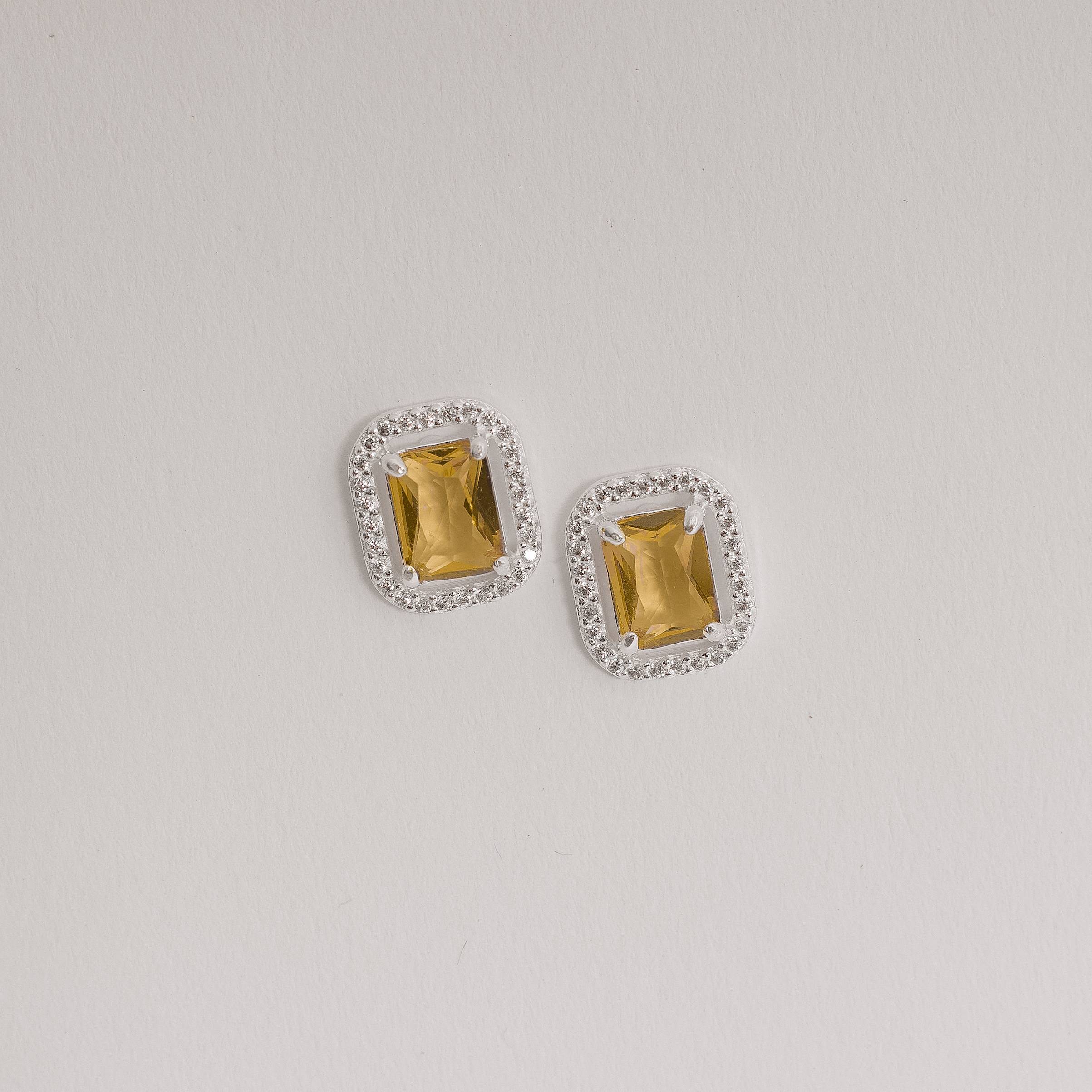 Imagem Brinco zircônia retangular amarela com cravejado 13mm