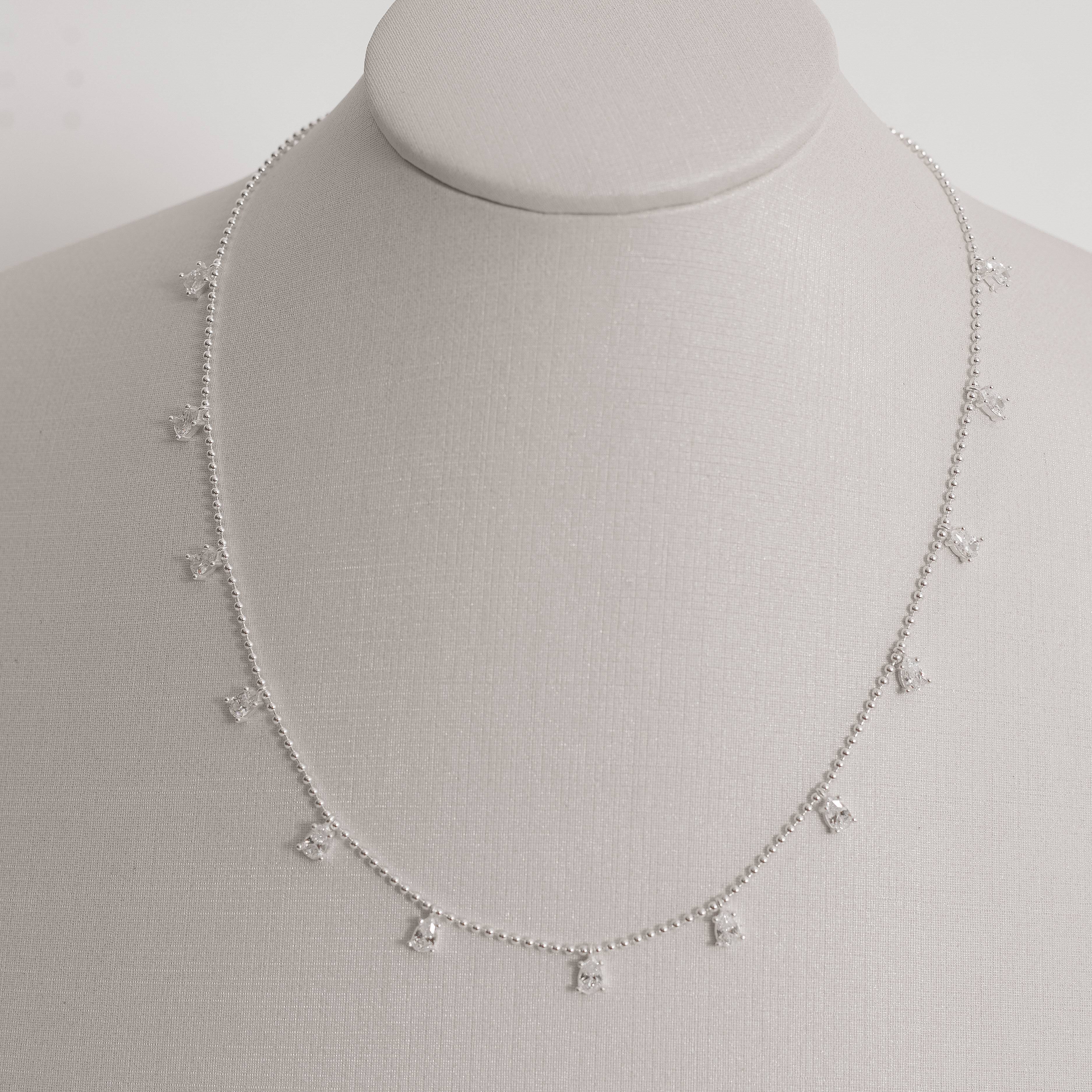 Imagem Secundária Colar micro bolas com pingentes zircônias gota 5mm 40+5cm